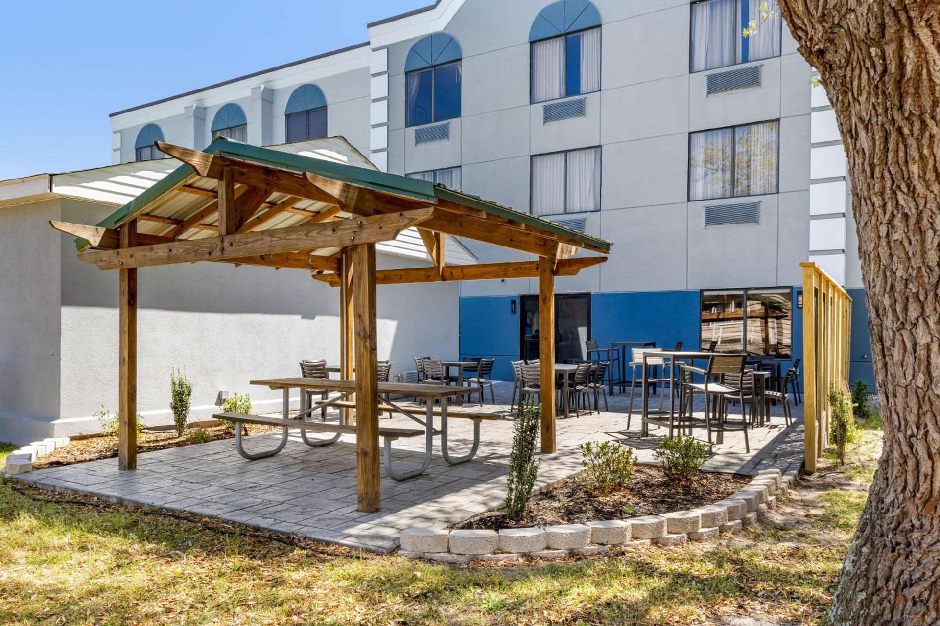 Comfort Suites Southport - Oak Island gallery photo in Southport, NC — image 16
