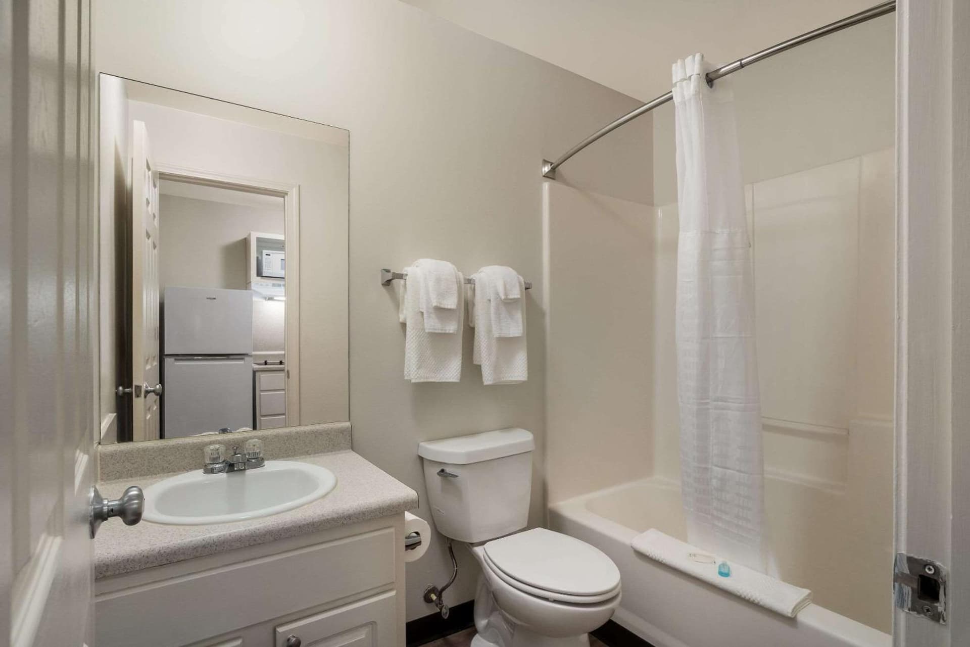 Suburban Studios Denver Central-Arvada interior in Arvada, CO — gallery photo 2