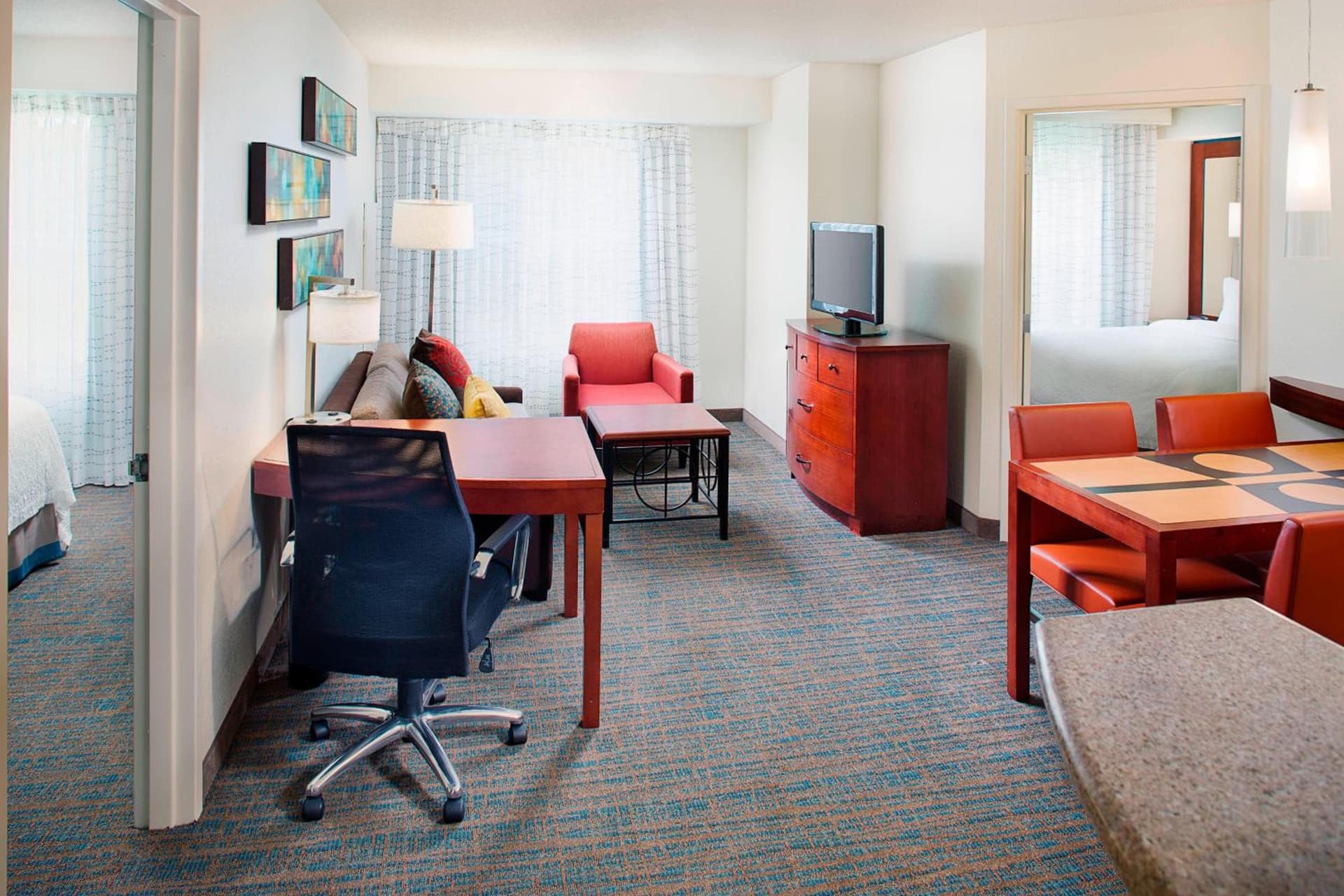 Residence Inn by Marriott Roanoke Airport gallery photo in Roanoke, VA — image 8