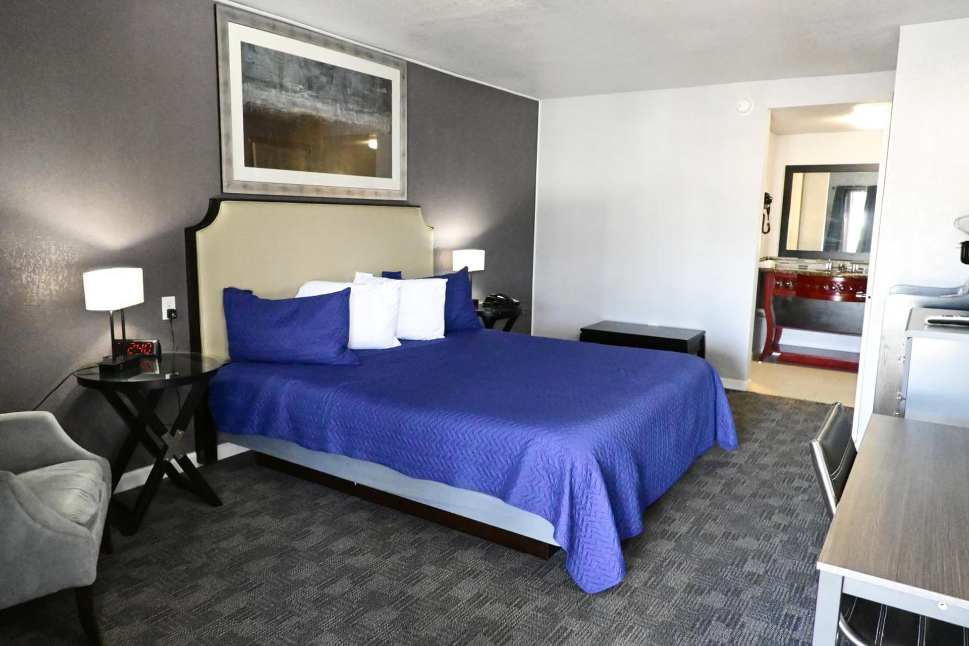 R Nite Star Hotel At Arlington Entertainment District gallery photo in Arlington, TX — image 20