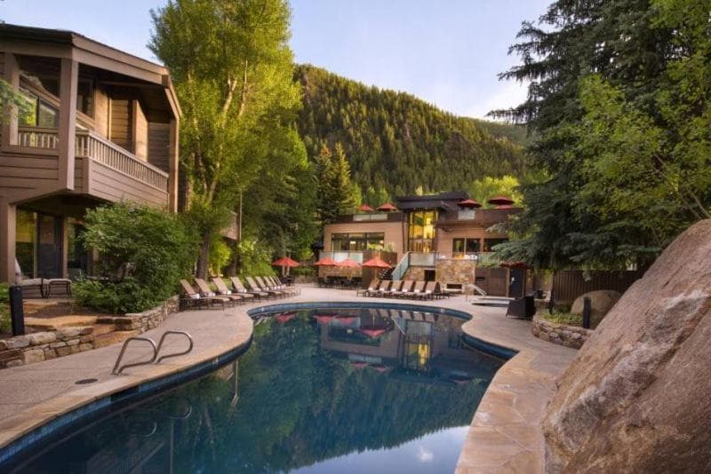 Luxury 3 Bedroom Downtown Aspen Vacation Rental With Amenities Including Heated Pool, Hot Tubs, Game Room And Spa interior in Aspen, CO — gallery photo 2
