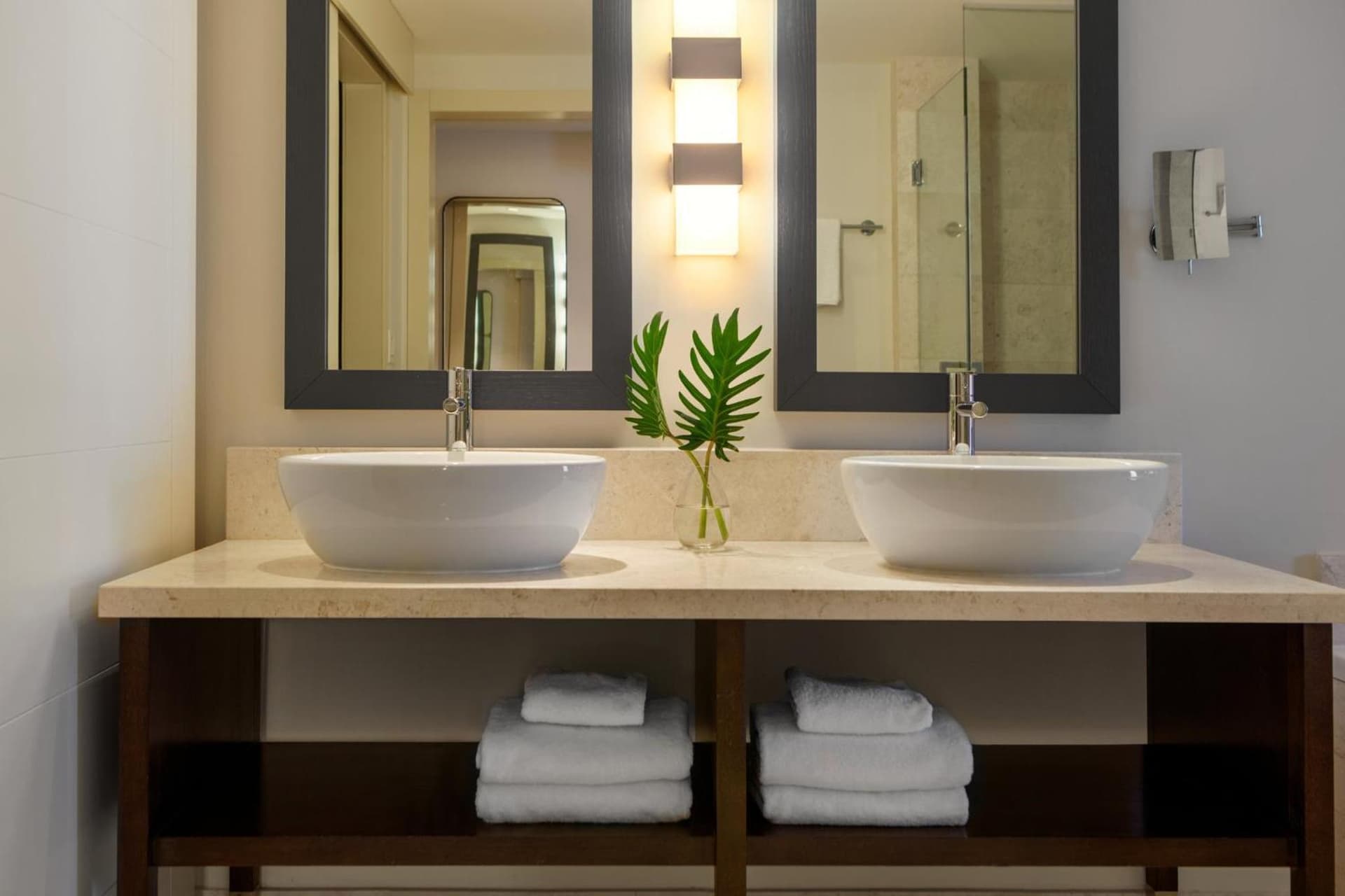 Kimpton EPIC Hotel by IHG gallery photo in Miami, FL — image 8