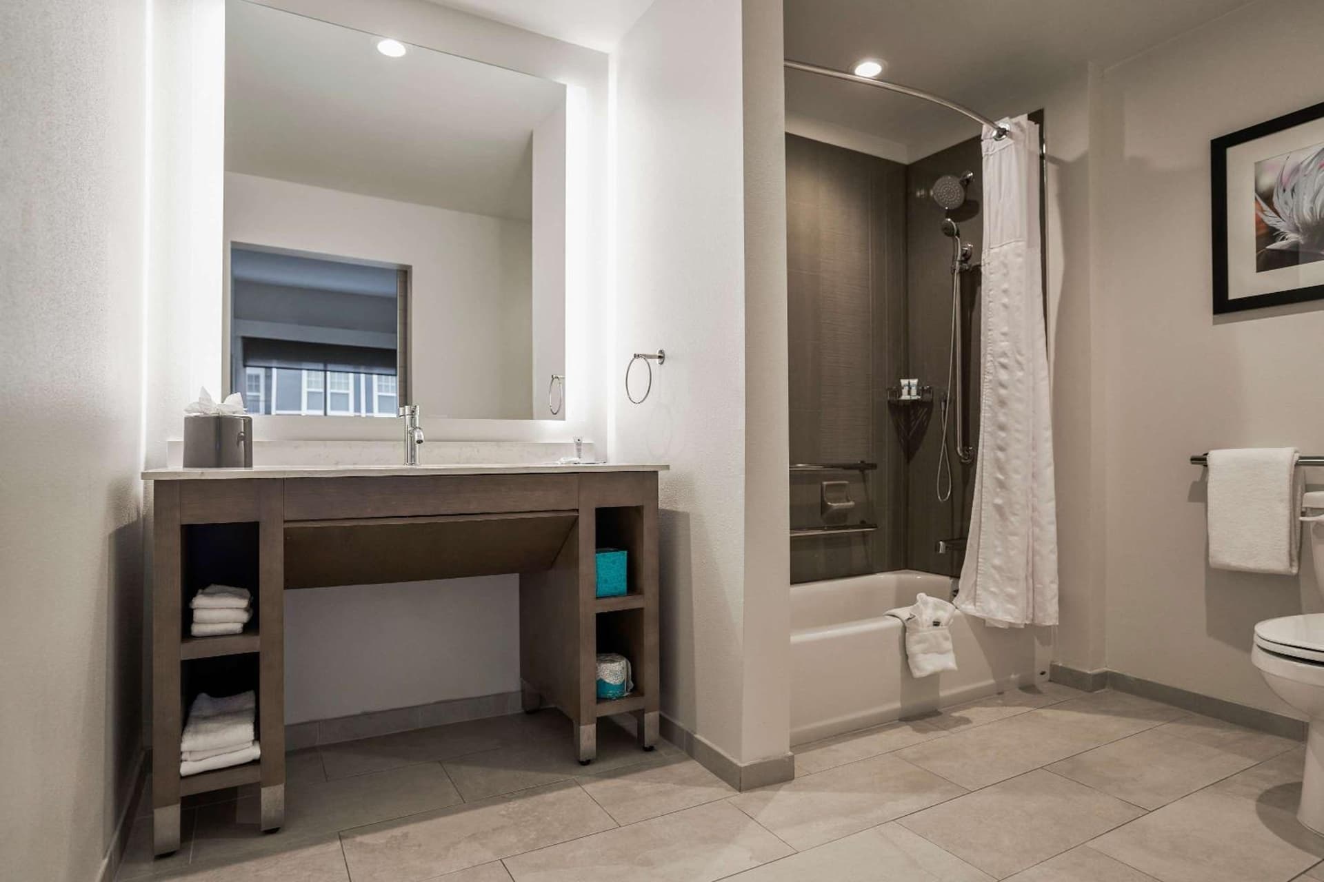 Hyatt House Louisville East gallery photo in Louisville, KY — image 4