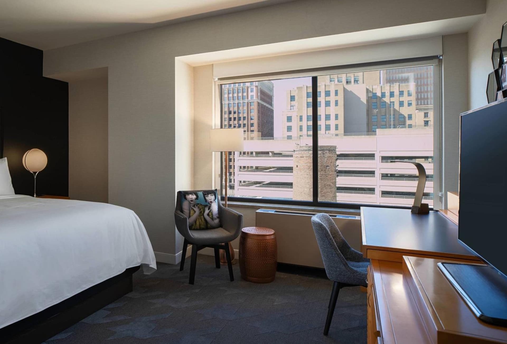 Renaissance Des Moines Savery Hotel gallery photo in Des Moines, IA — image 9