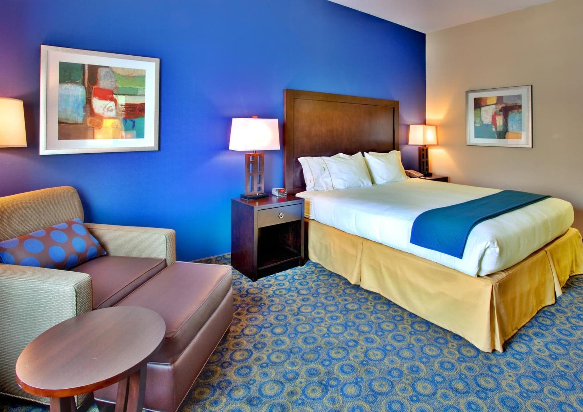 Holiday Inn Express Hotel & Suites Lake Elsinore by IHG gallery photo in Lake Elsinore, CA — image 53