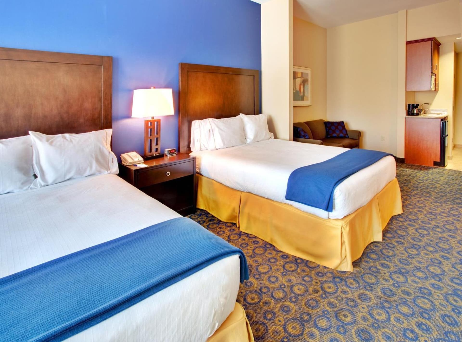 Holiday Inn Express Hotel & Suites Lake Elsinore by IHG gallery photo in Lake Elsinore, CA — image 35