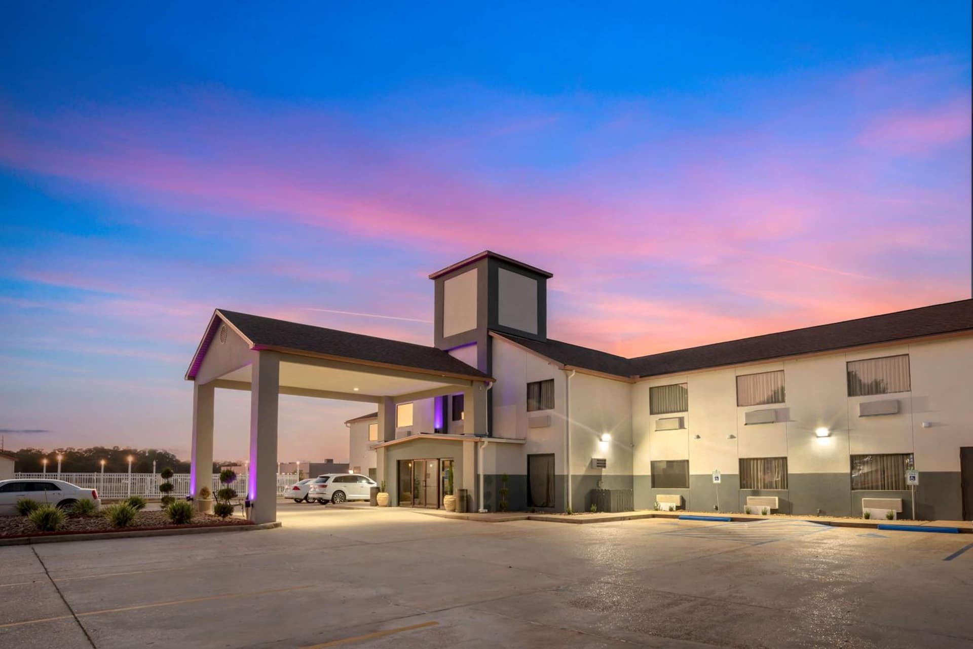 Best Western Ville Platte featured exterior or lobby in Ville Platte, LA — similar hotel