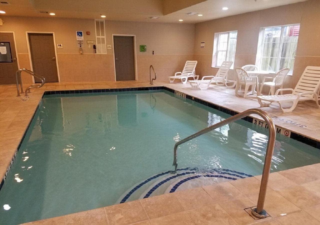 La Quinta by Wyndham Houston - Magnolia gallery photo in The Woodlands, TX — image 40