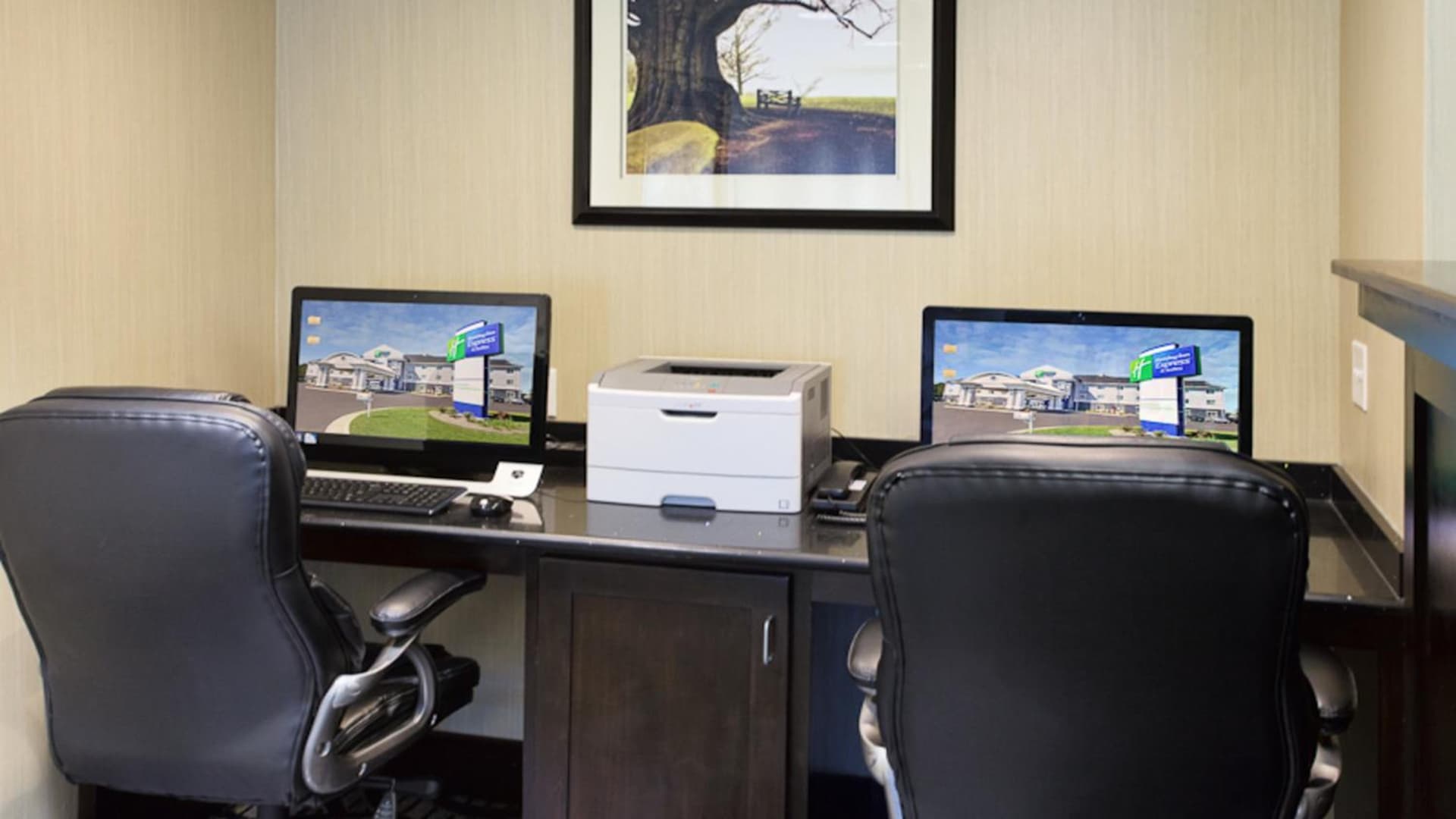 Holiday Inn Express & Suites North Fremont by IHG gallery photo in Fremont, OH — image 10