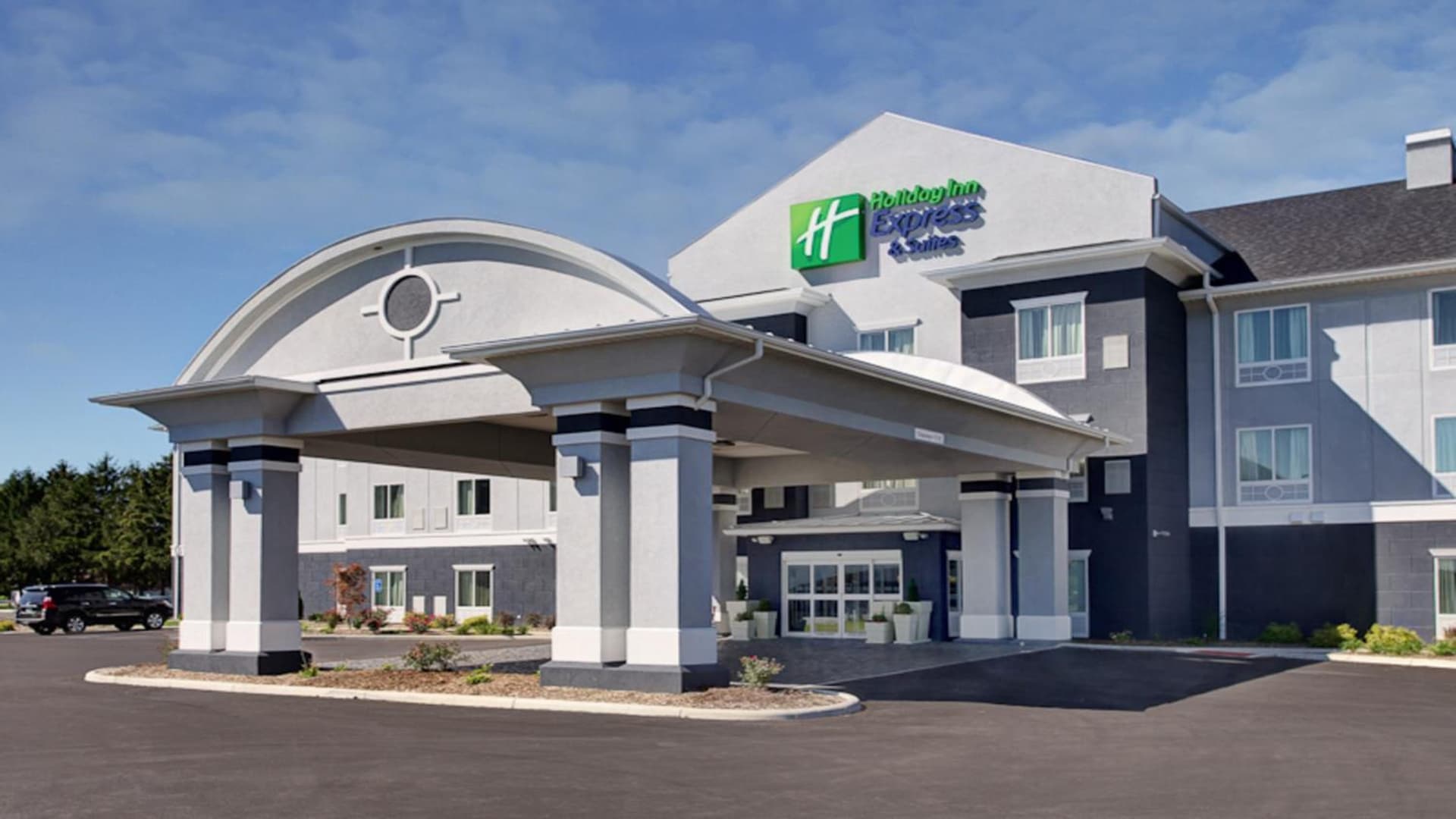 Holiday Inn Express & Suites North Fremont by IHG featured exterior or lobby in Fremont, OH — similar hotel