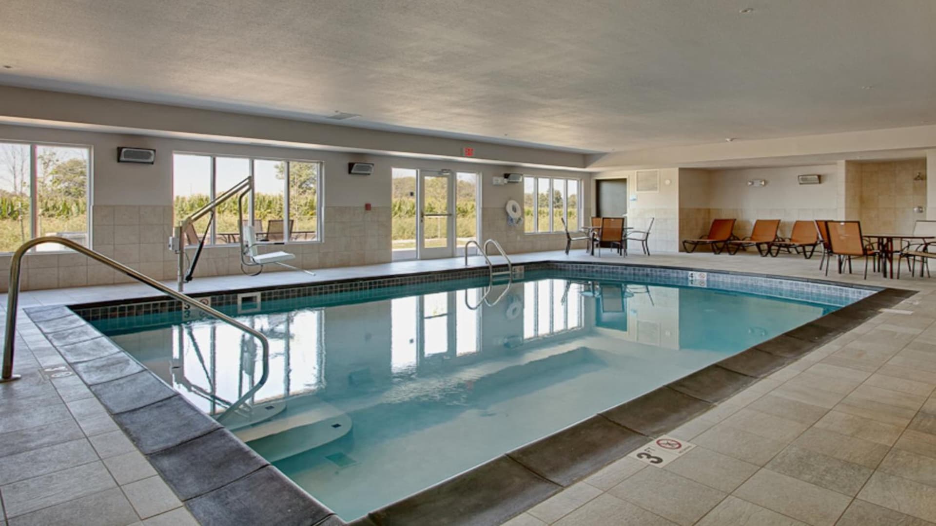 Holiday Inn Express & Suites North Fremont by IHG gallery photo in Fremont, OH — image 12