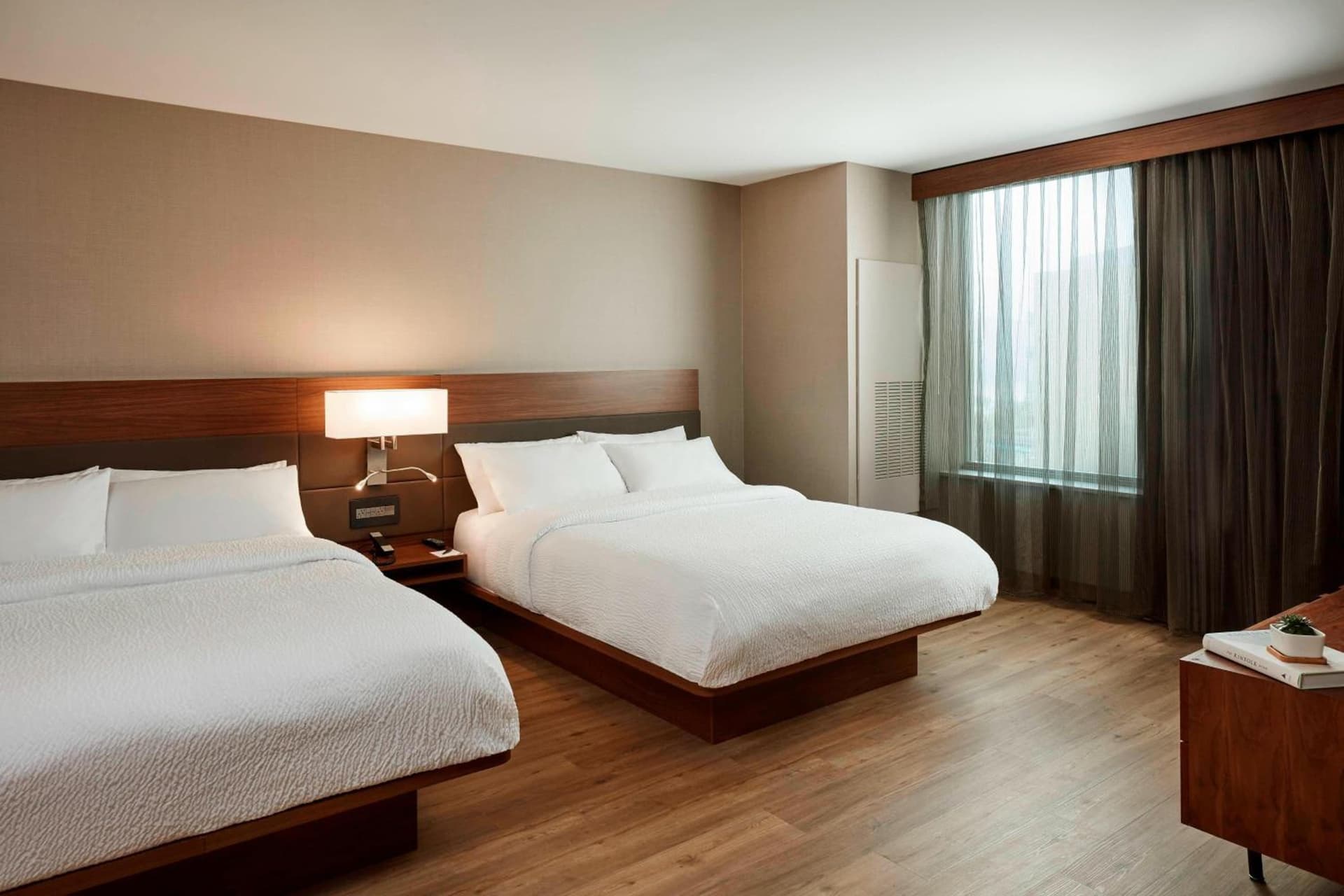 AC Hotel by Marriott Cincinnati at The Banks gallery photo in Cincinnati, OH — image 44