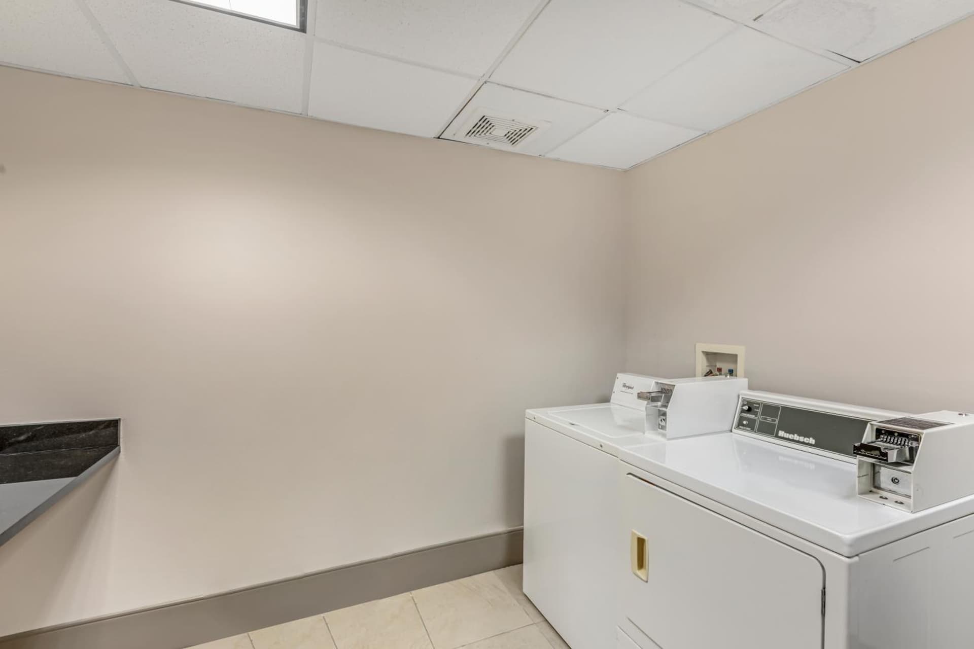 Country Inn & Suites by Radisson, Elk Grove Village-Itasca gallery photo in Elk Grove Village, IL — image 17
