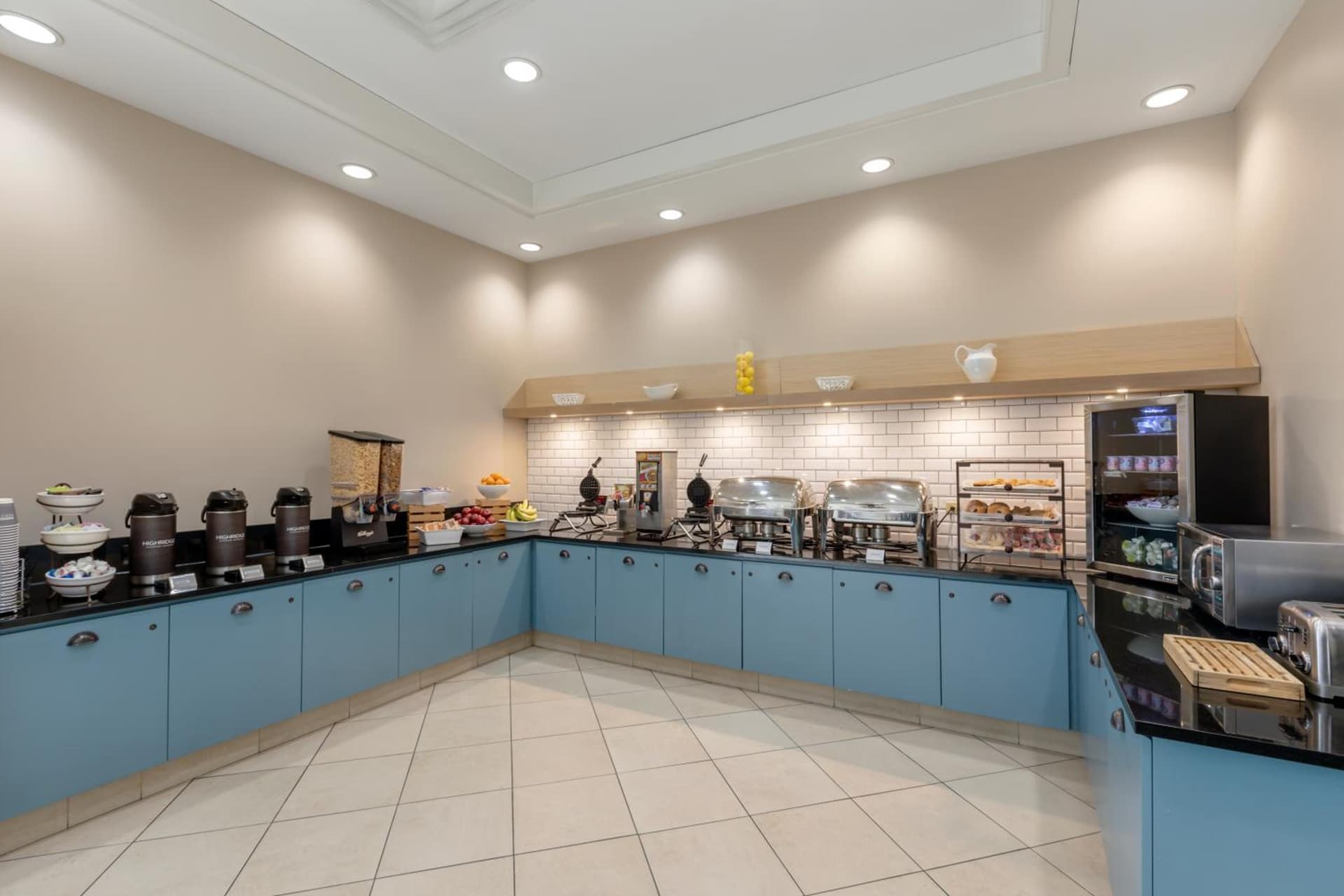 Country Inn & Suites by Radisson, Elk Grove Village-Itasca gallery photo in Elk Grove Village, IL — image 46