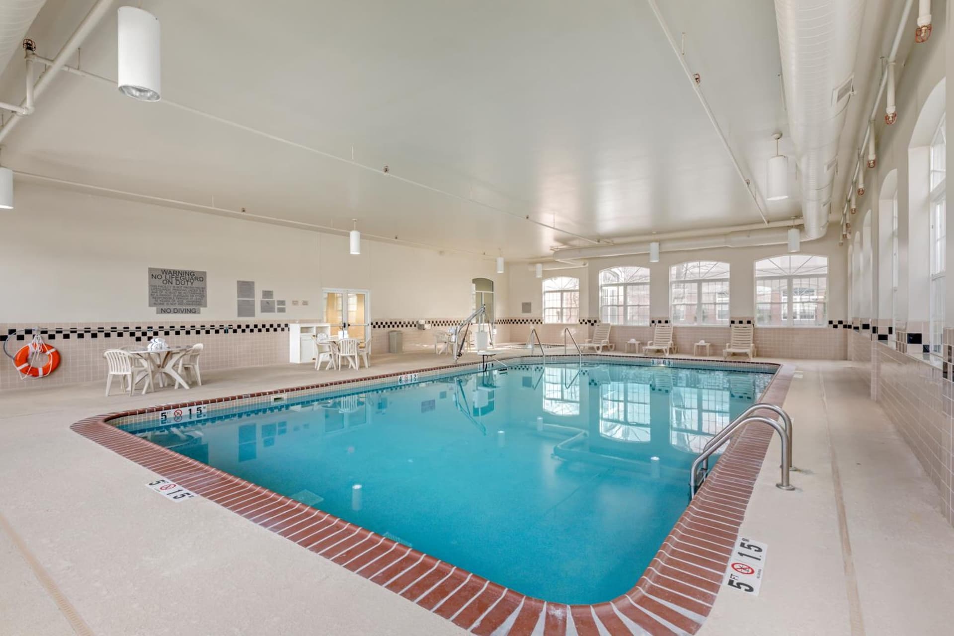 Country Inn & Suites by Radisson, Elk Grove Village-Itasca gallery photo in Elk Grove Village, IL — image 40