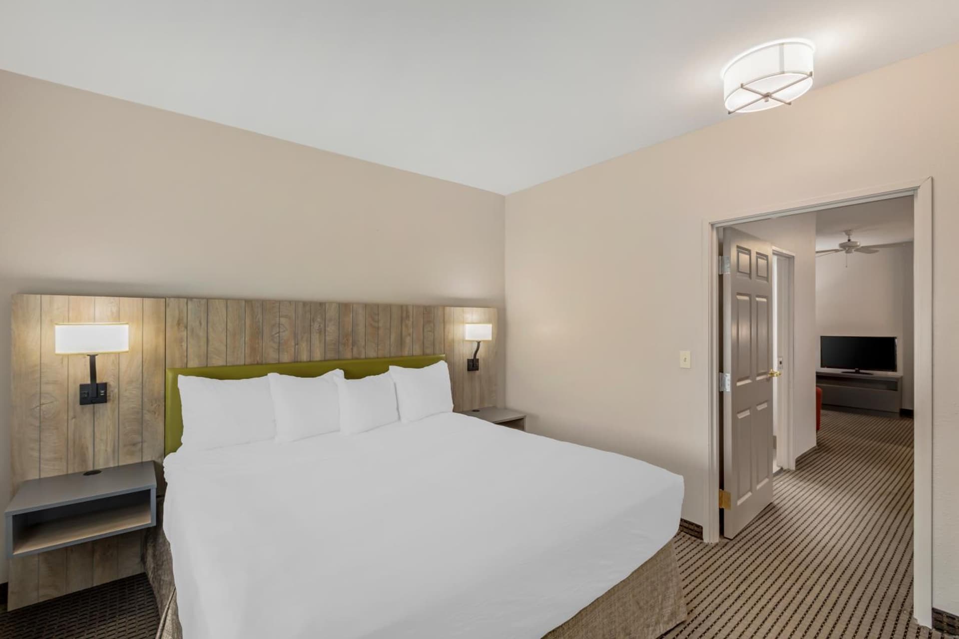 Country Inn & Suites by Radisson, Elk Grove Village-Itasca gallery photo in Elk Grove Village, IL — image 13