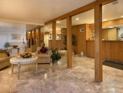 Merced Inn & Suites interior in Merced, CA — gallery photo 2