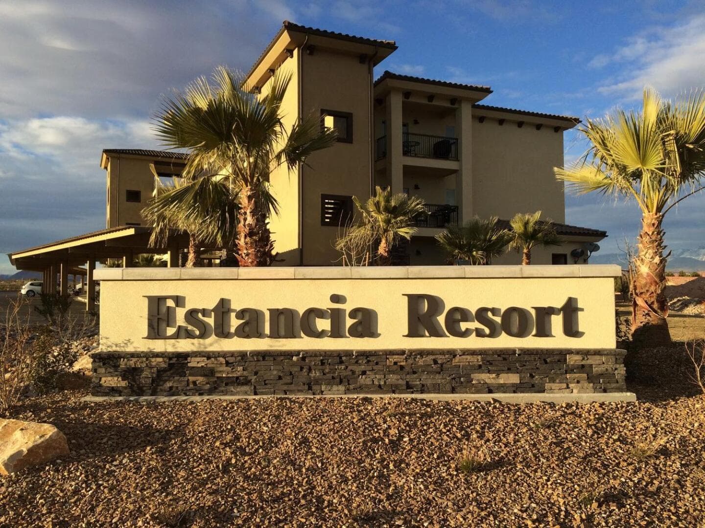 W307 Third Floor 3-bedroom Pool View featured exterior or lobby in St. George, UT — similar hotel