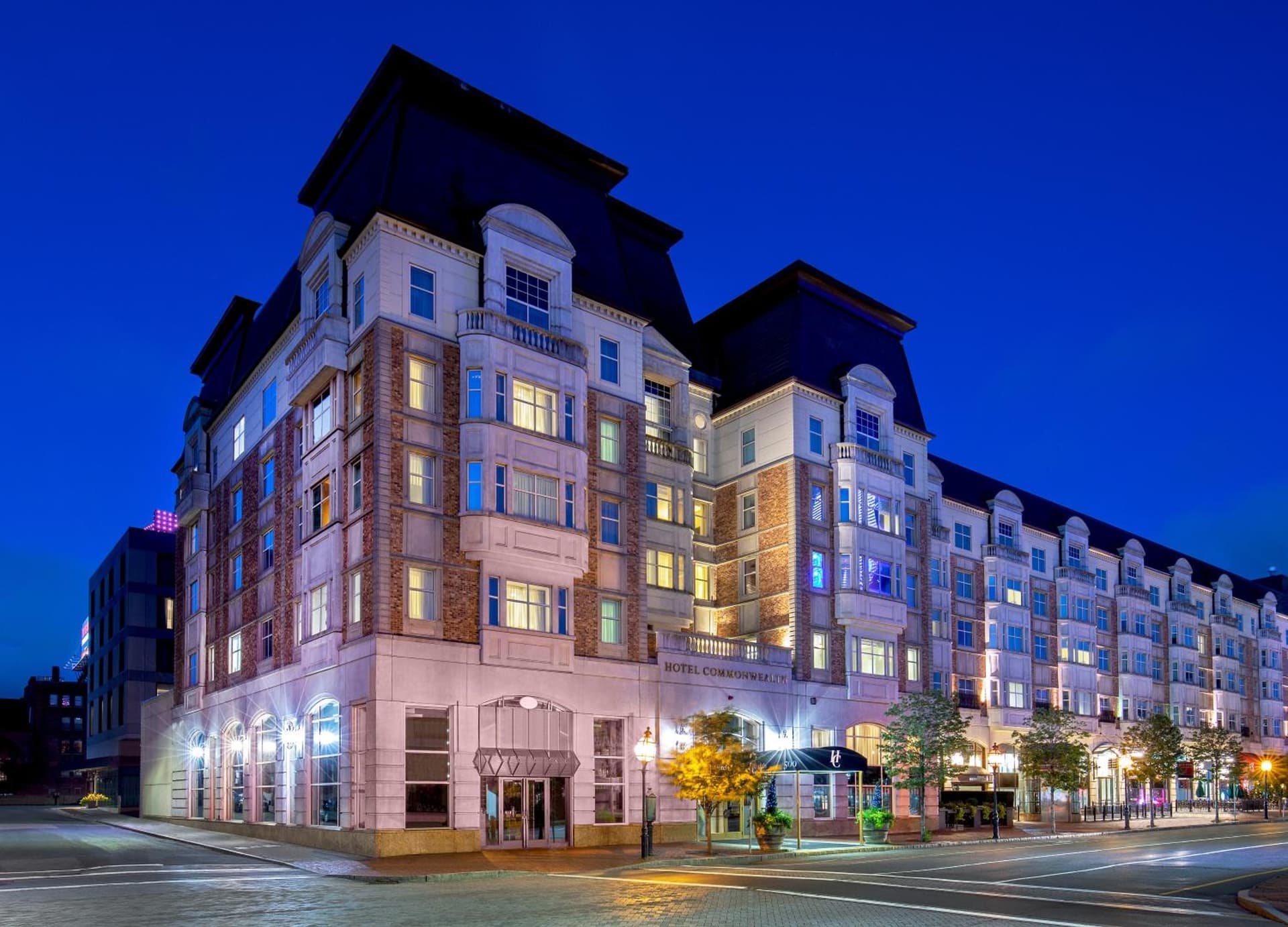 Hotel Commonwealth — hotel in Boston, Massachusetts