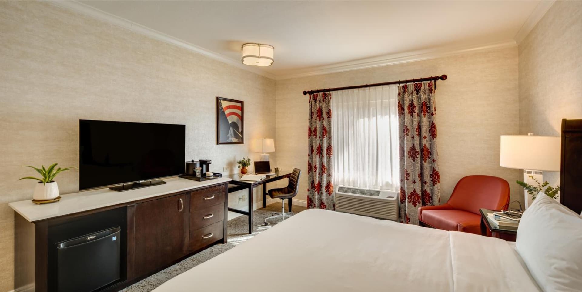 Ayres Hotel Costa Mesa Newport Beach interior in Costa Mesa, CA — gallery photo 2