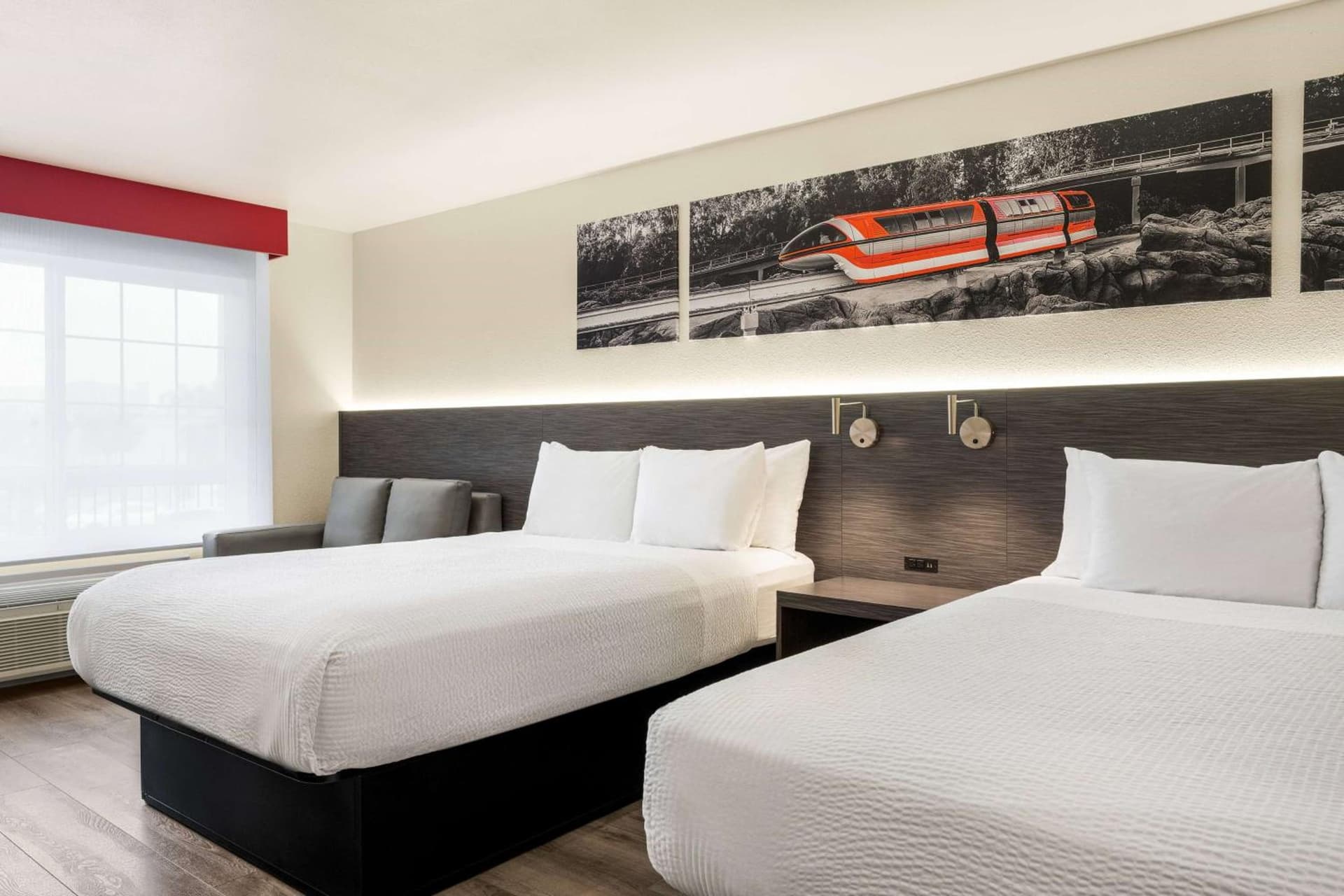 Ramada by Wyndham Anaheim Convention Center gallery photo in Anaheim, CA — image 15