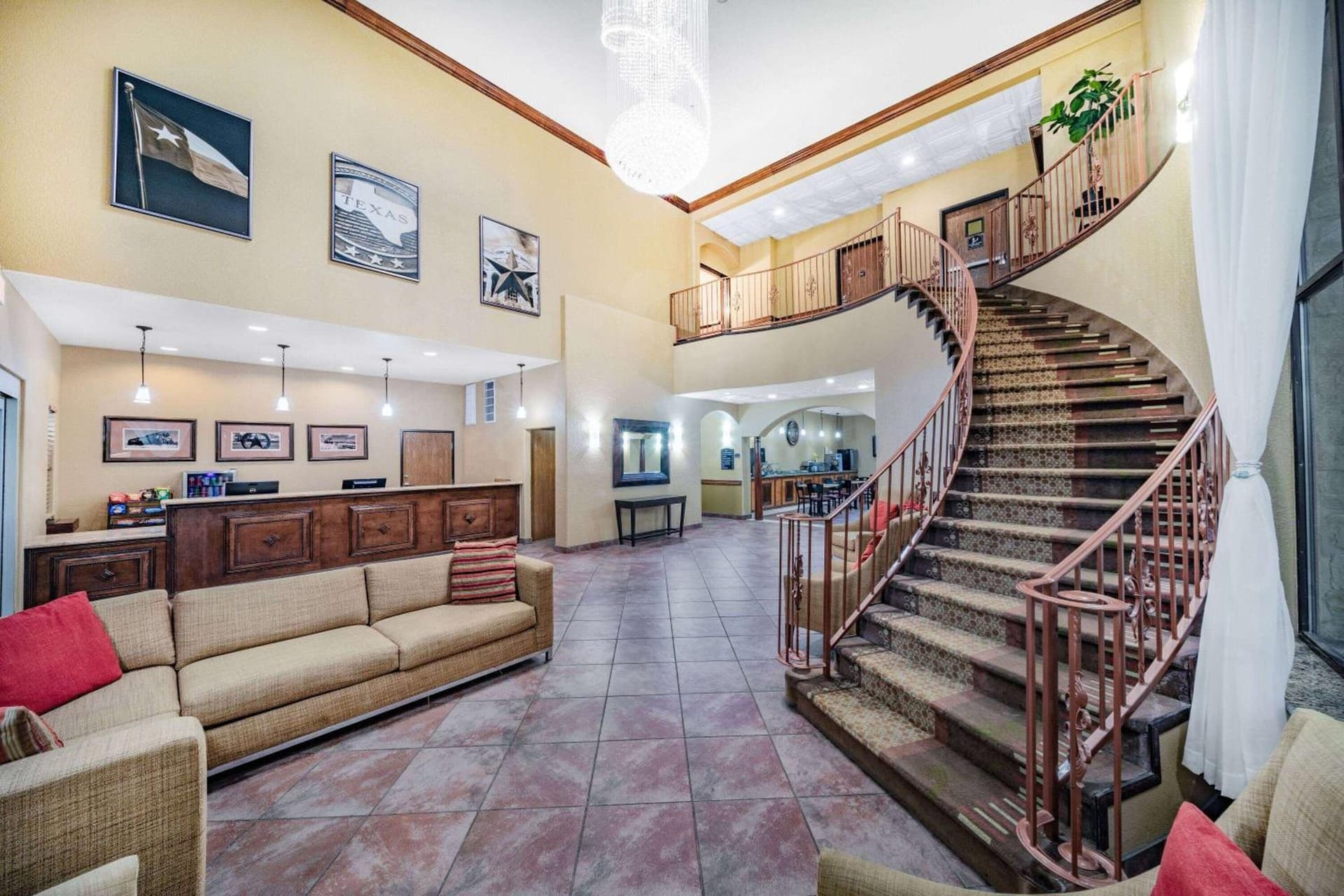 Baymont by Wyndham Cuero property views in Cuero, TX — gallery photo 3