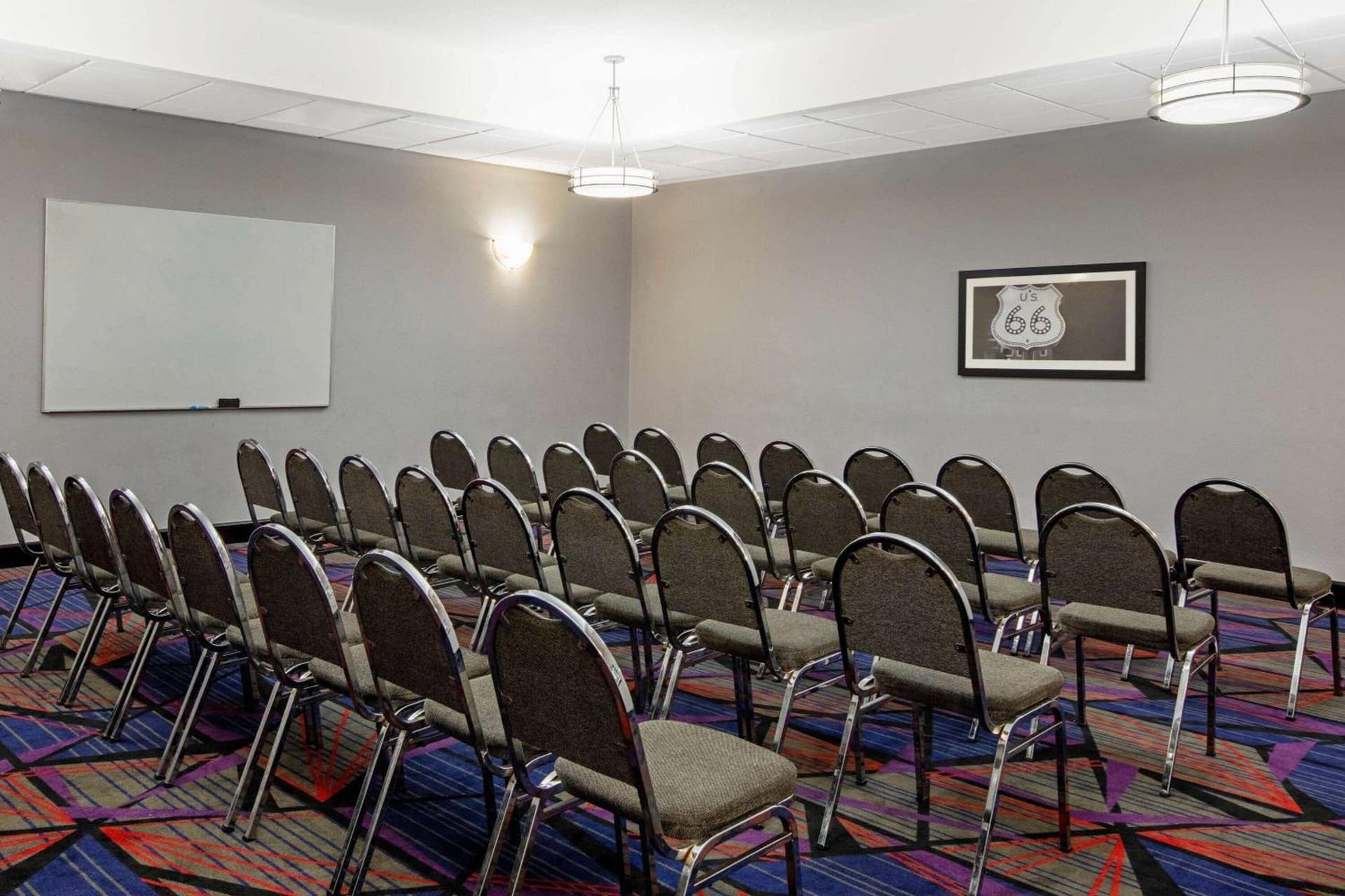 La Quinta by Wyndham Tulsa Airport / Expo Square gallery photo in Tulsa, OK — image 31
