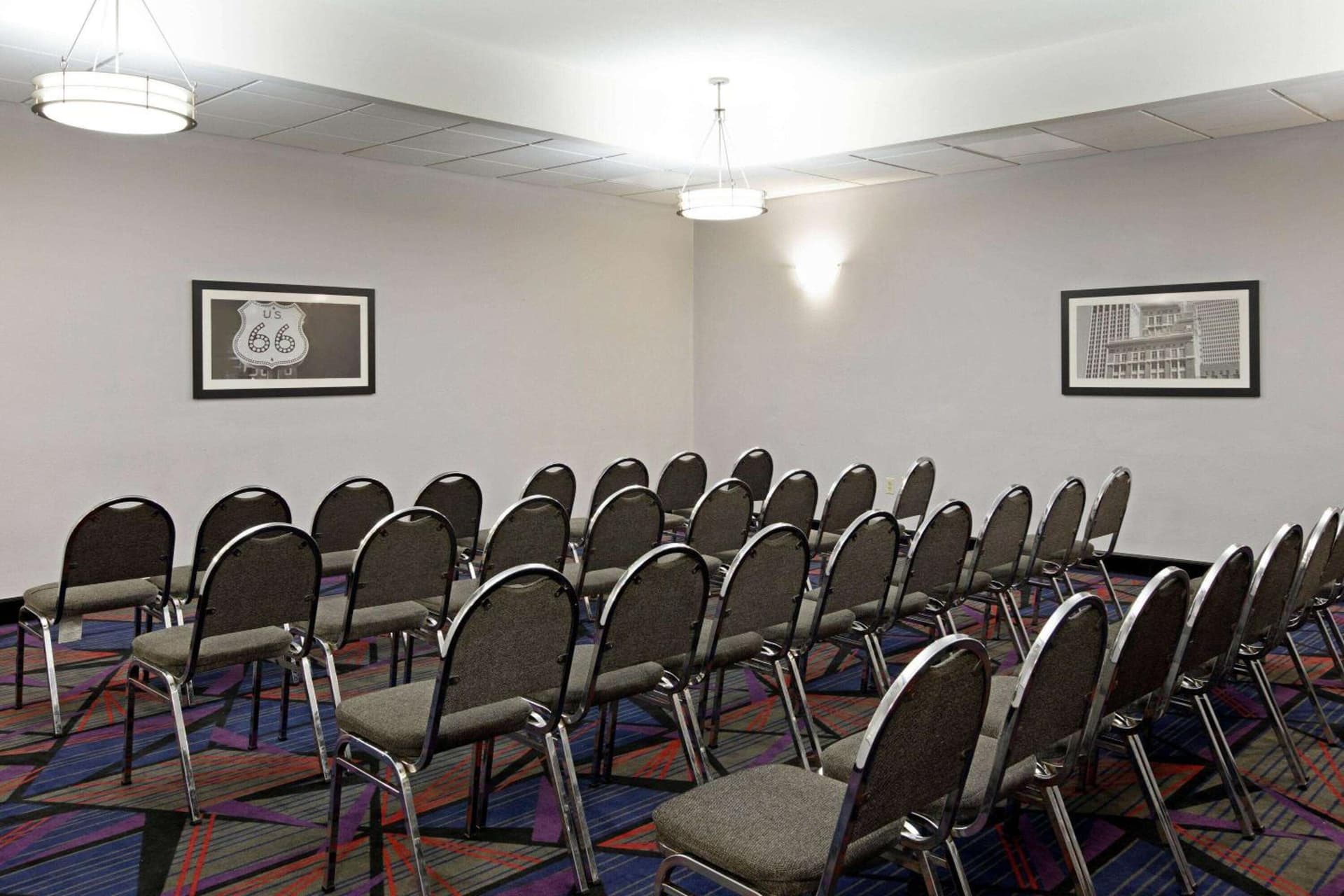La Quinta by Wyndham Tulsa Airport / Expo Square gallery photo in Tulsa, OK — image 28