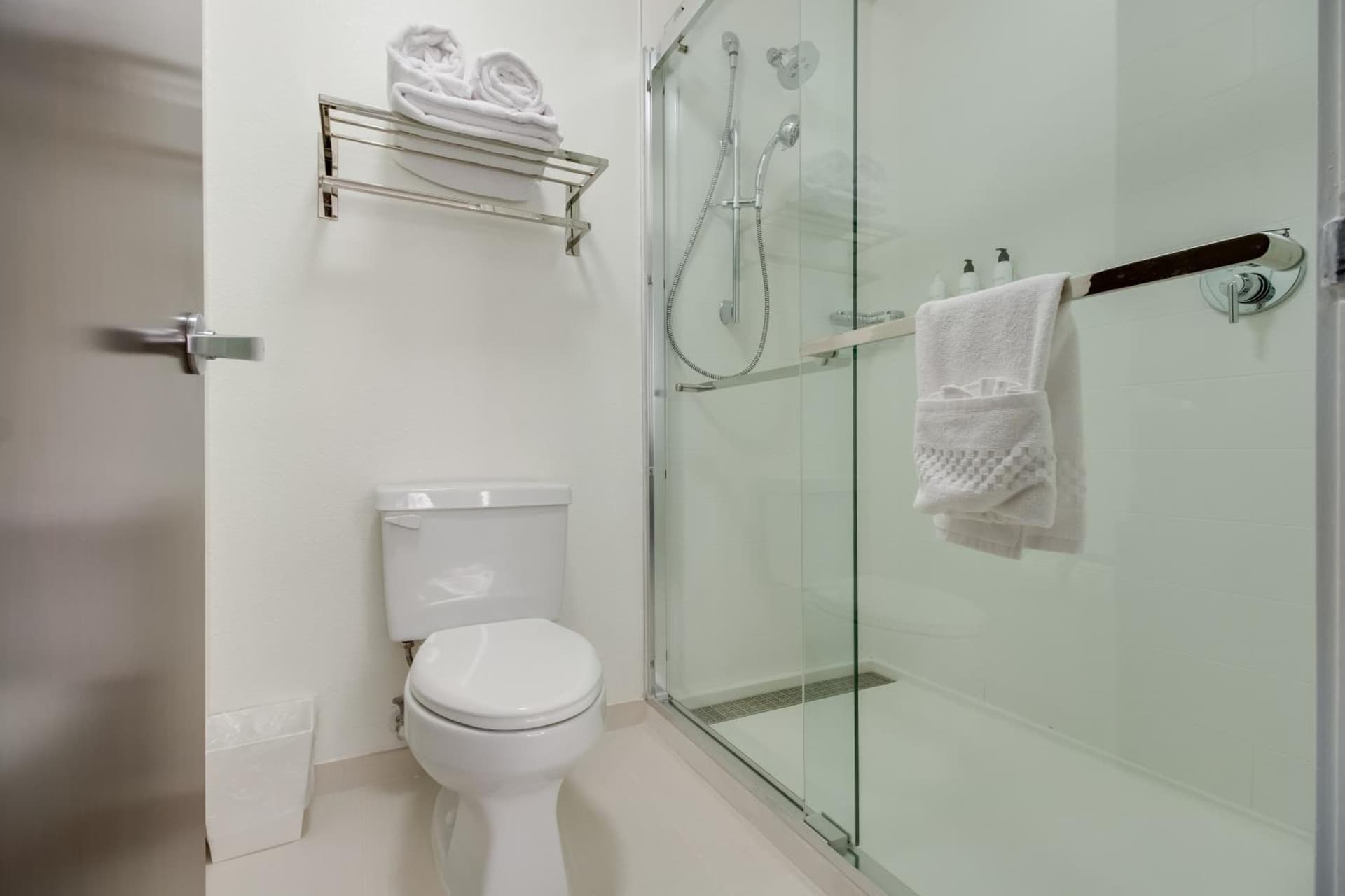 SpringHill Suites by Marriott Dallas NW Highway at Stemmons / I-35East interior in Dallas, TX — gallery photo 2