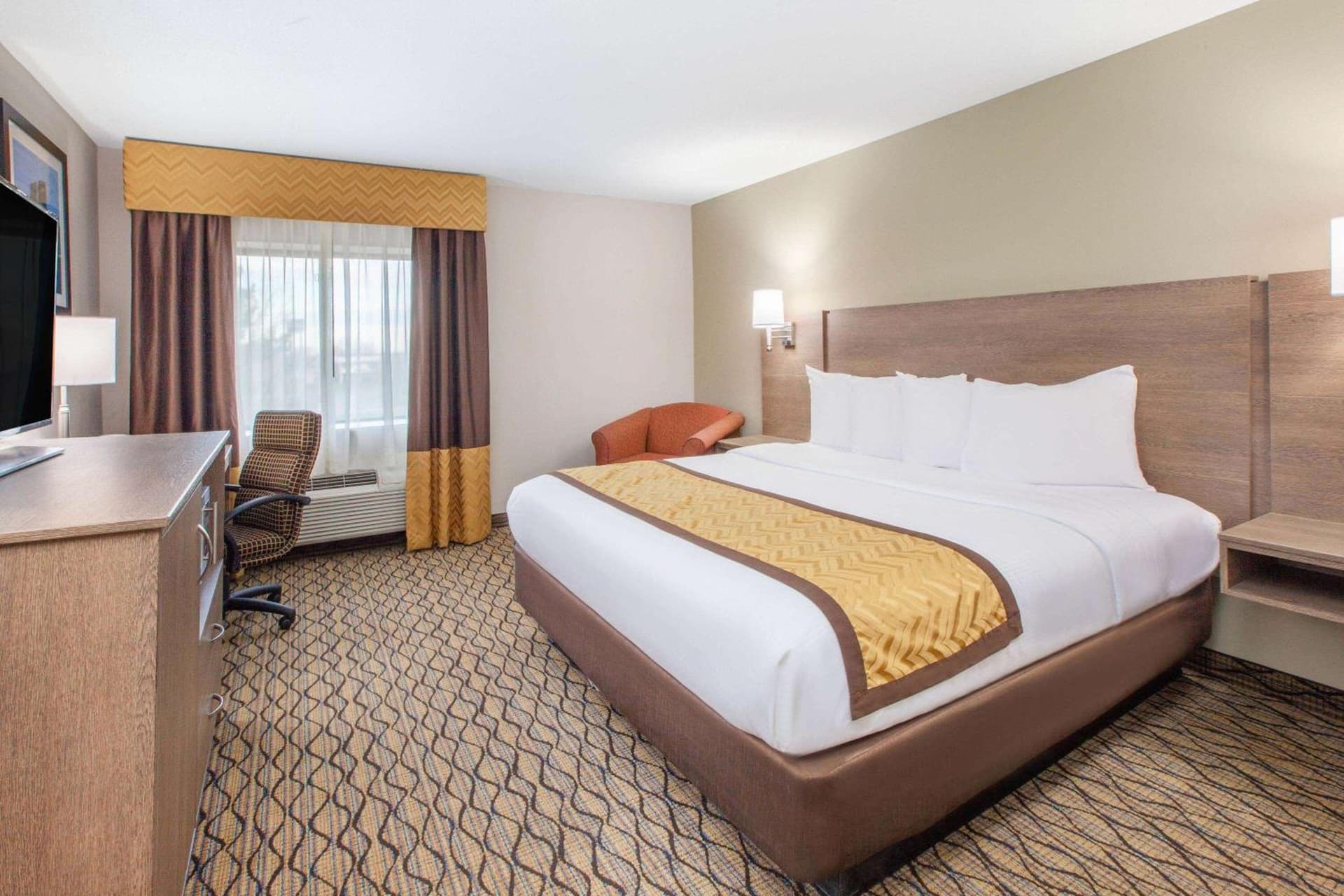 Baymont by Wyndham Grand Rapids Airport gallery photo in Grand Rapids, MI — image 24