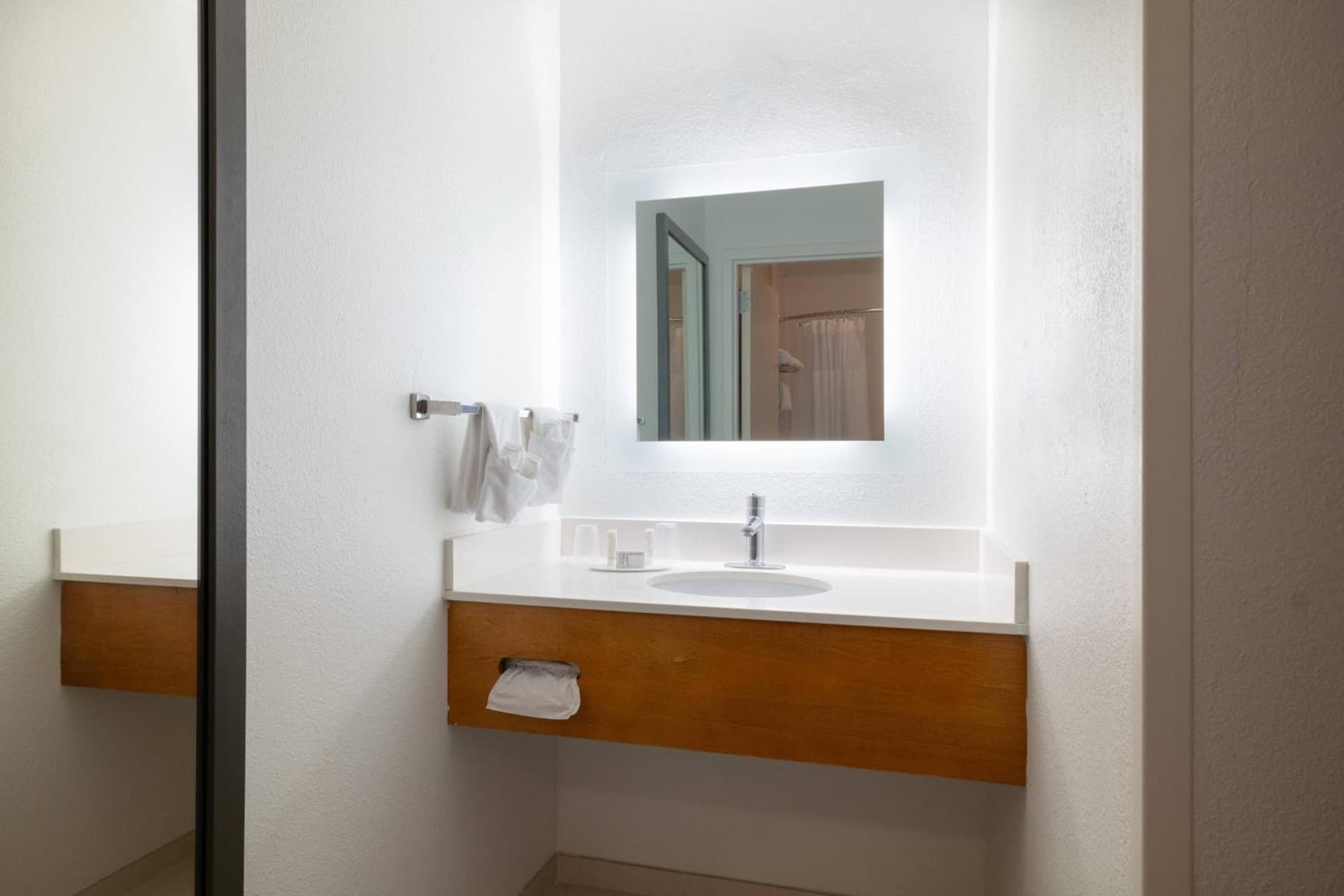 SpringHill Suites by Marriott Williamsburg gallery photo in Williamsburg, VA — image 19