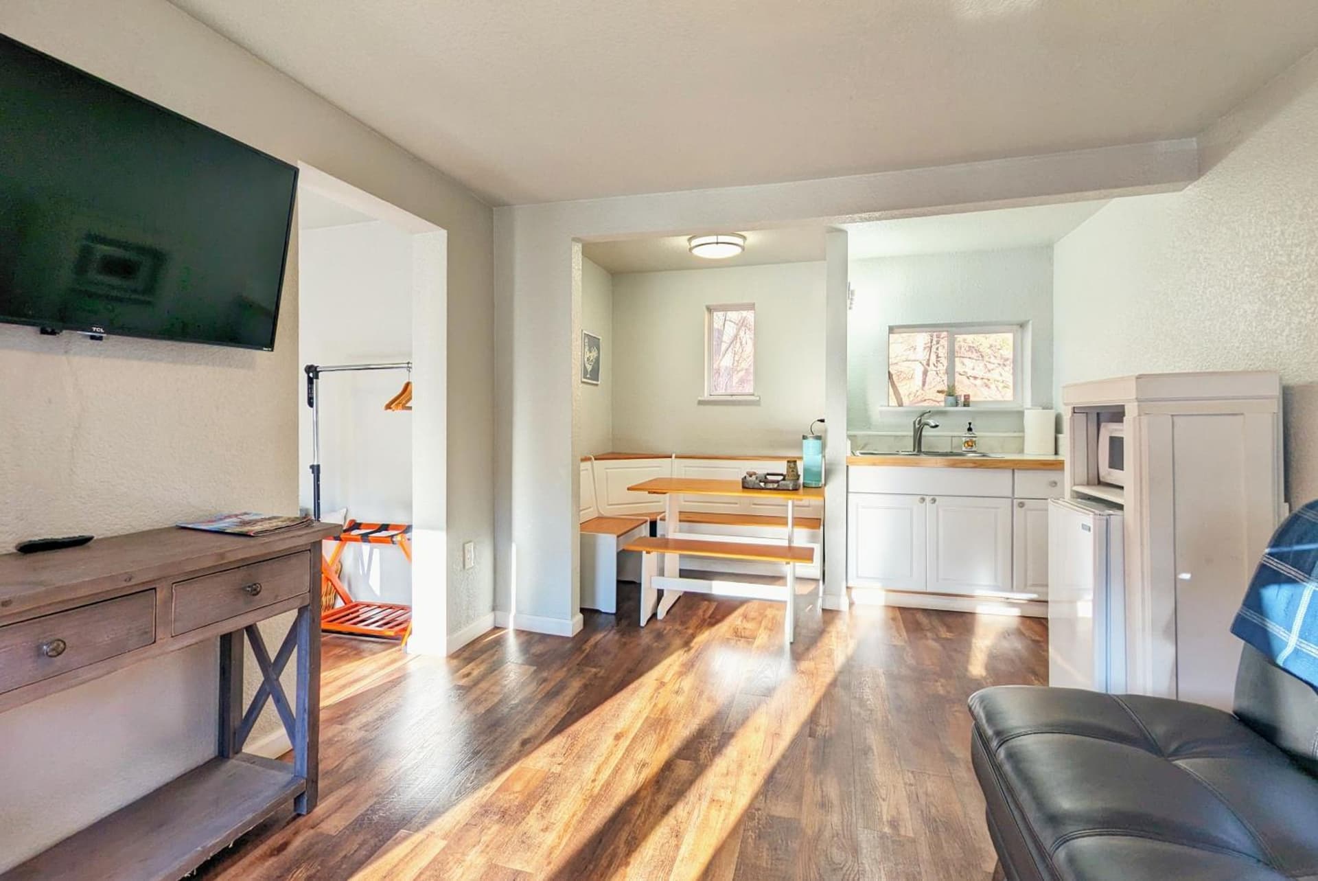 The Fountain Creek Inn of Manitou Springs property views in Manitou Springs, CO — gallery photo 3