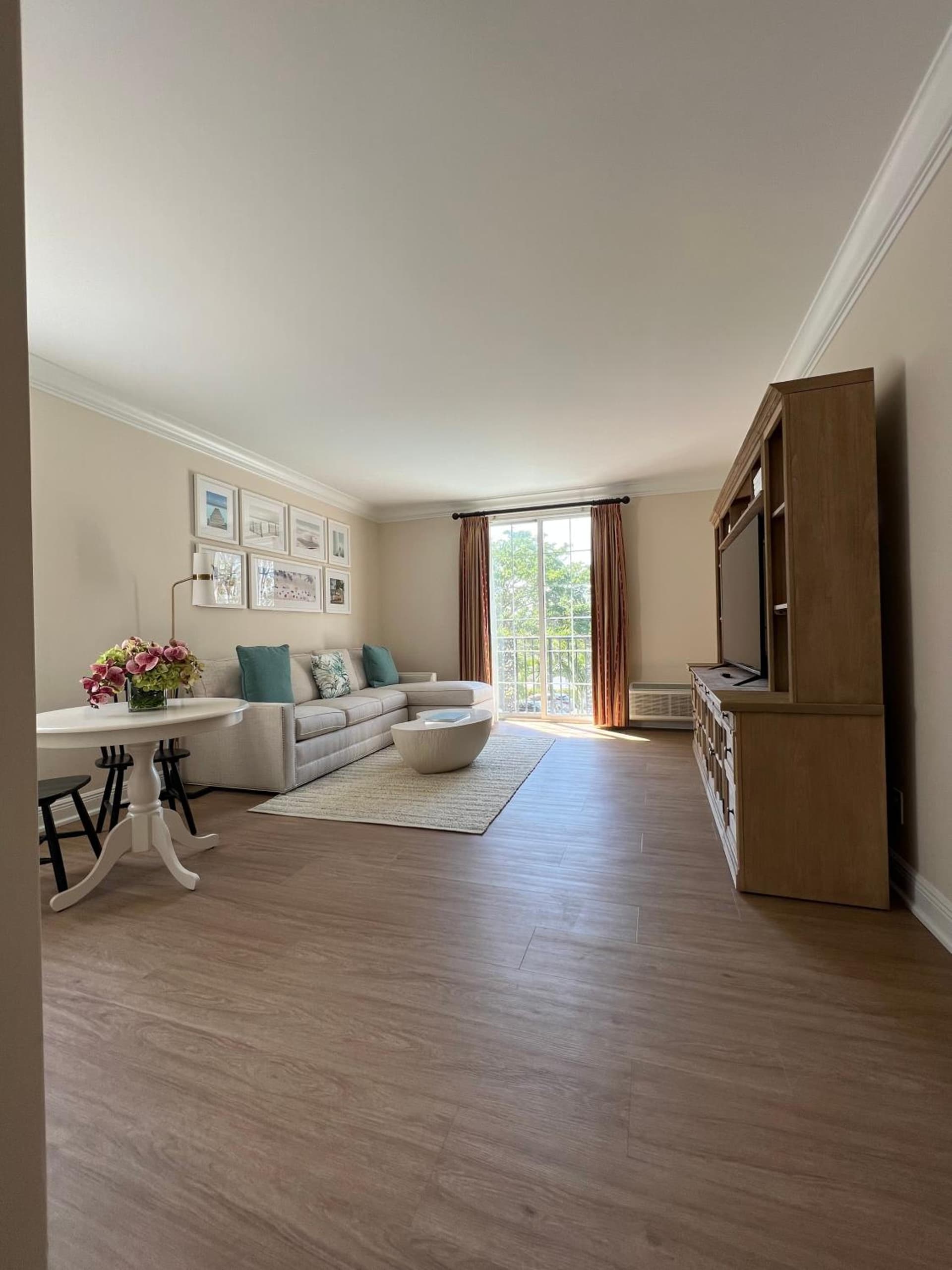 The Capri Inn gallery photo in Naples, FL — image 52