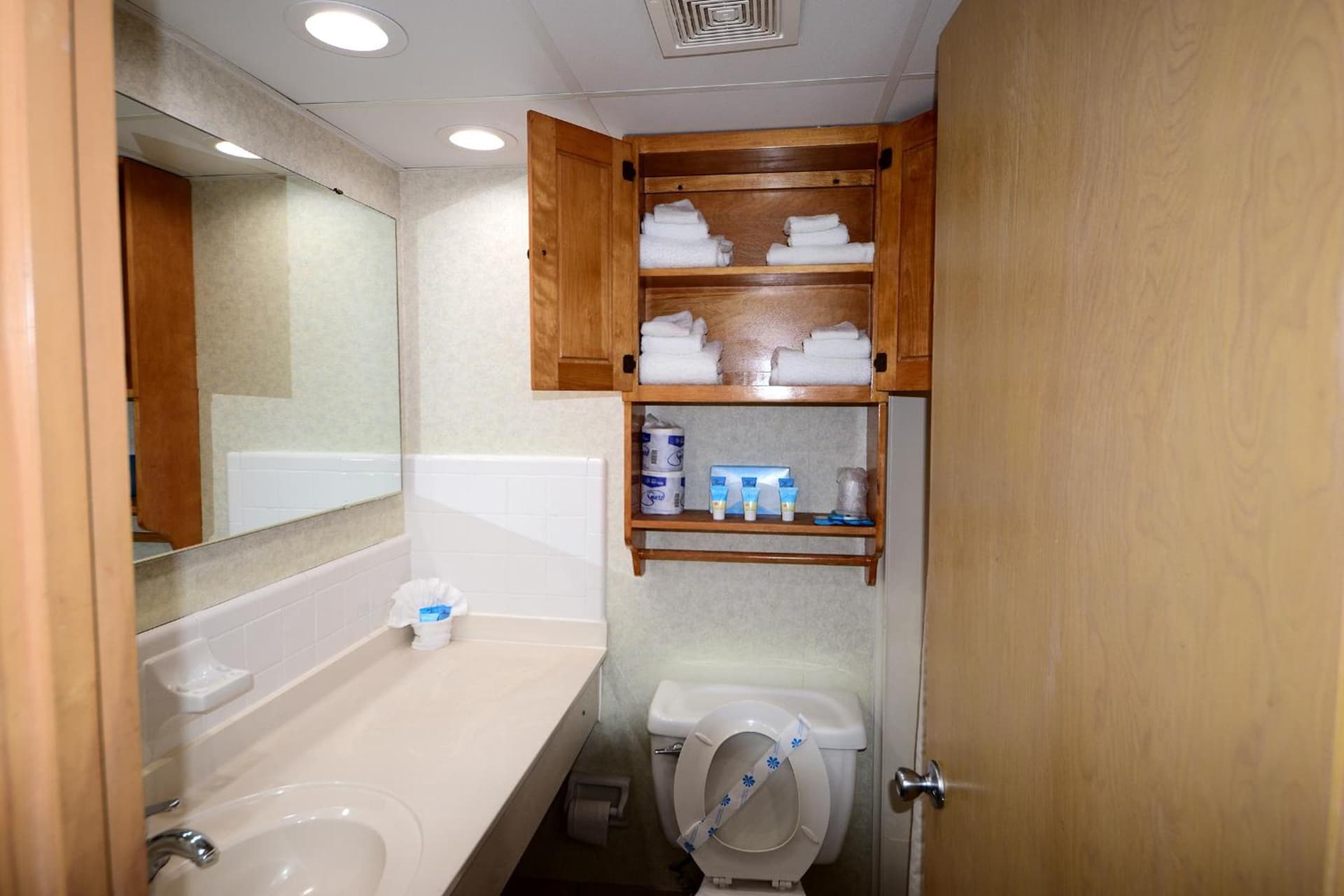Holiday Sands North "On the Boardwalk" property views in Myrtle Beach, SC — gallery photo 3