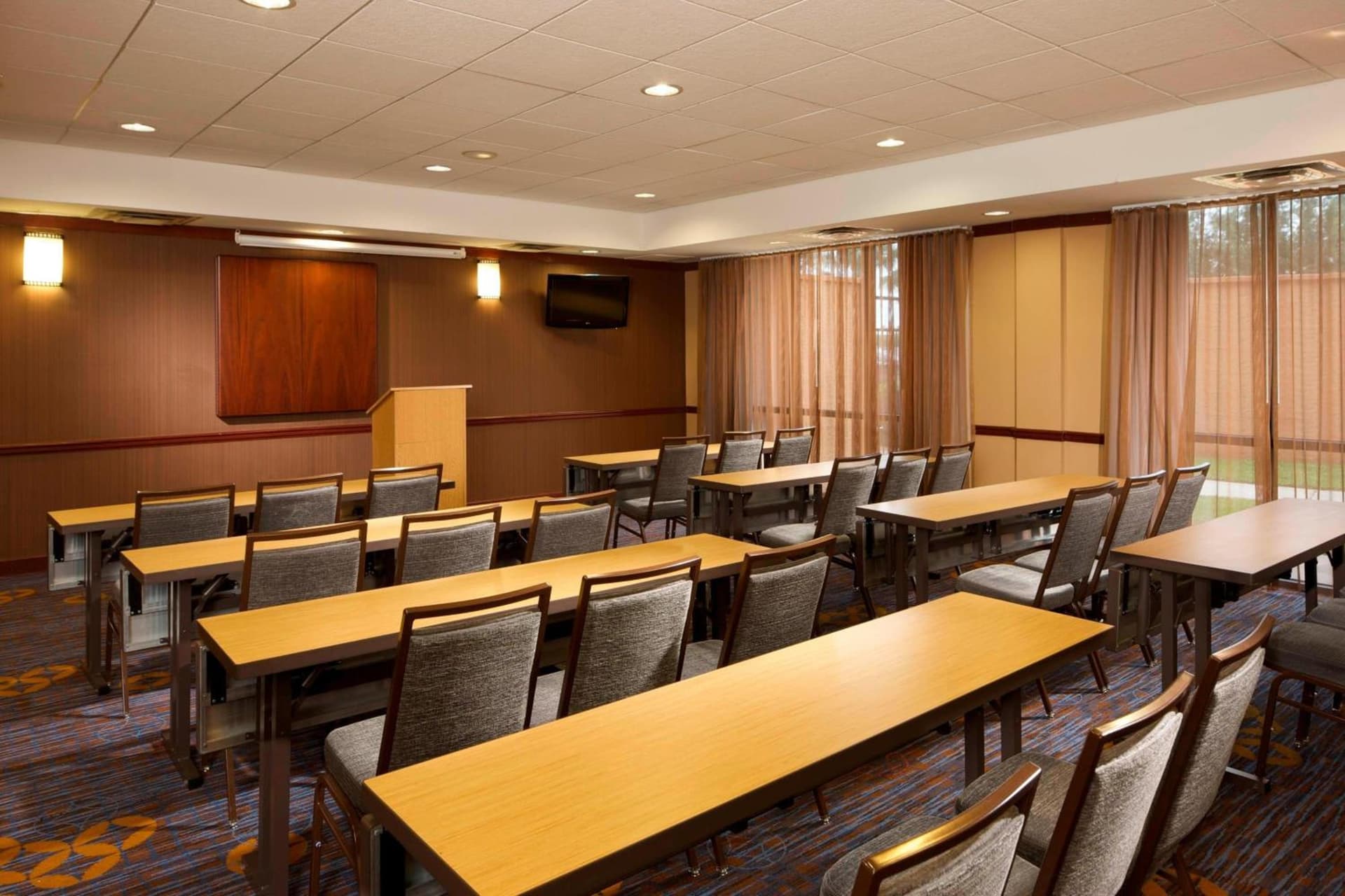 Courtyard by Marriott Brownsville gallery photo in Brownsville, TX — image 24