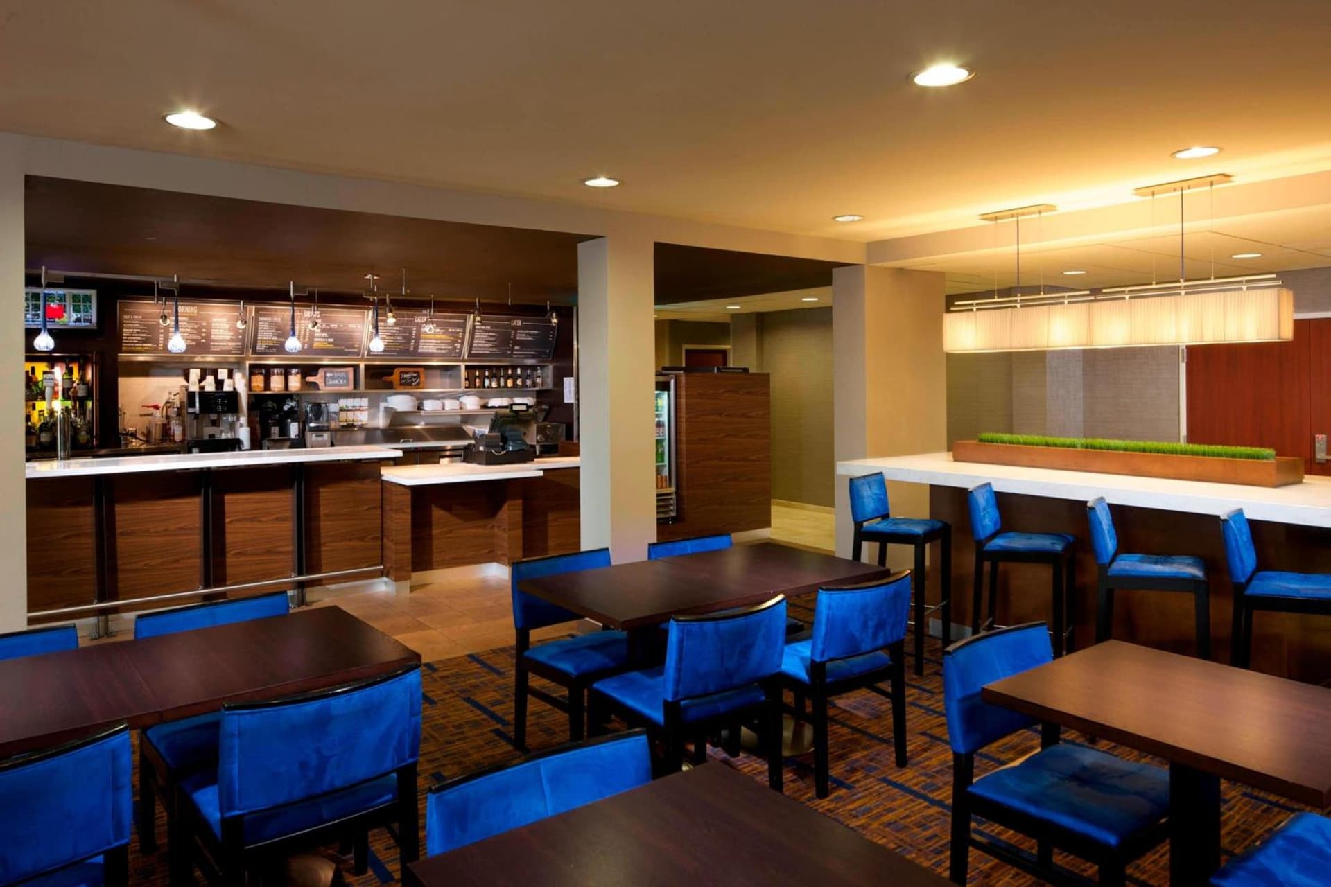 Courtyard by Marriott Brownsville gallery photo in Brownsville, TX — image 18