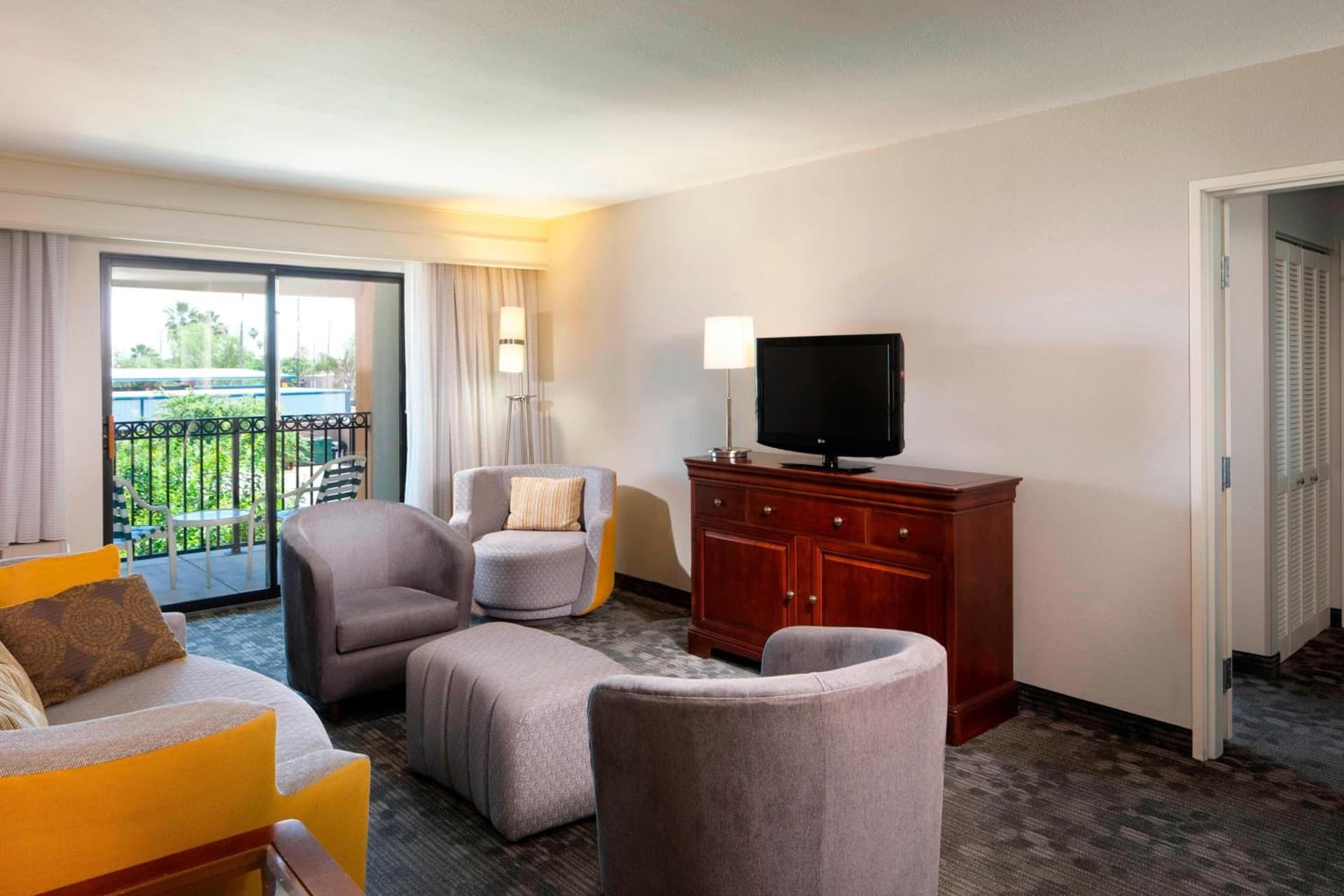 Courtyard by Marriott Brownsville gallery photo in Brownsville, TX — image 29
