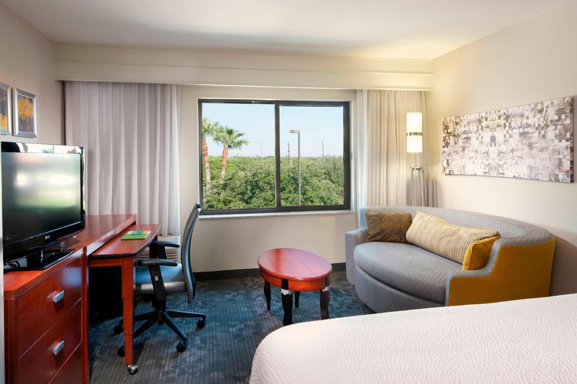 Courtyard by Marriott Brownsville gallery photo in Brownsville, TX — image 14