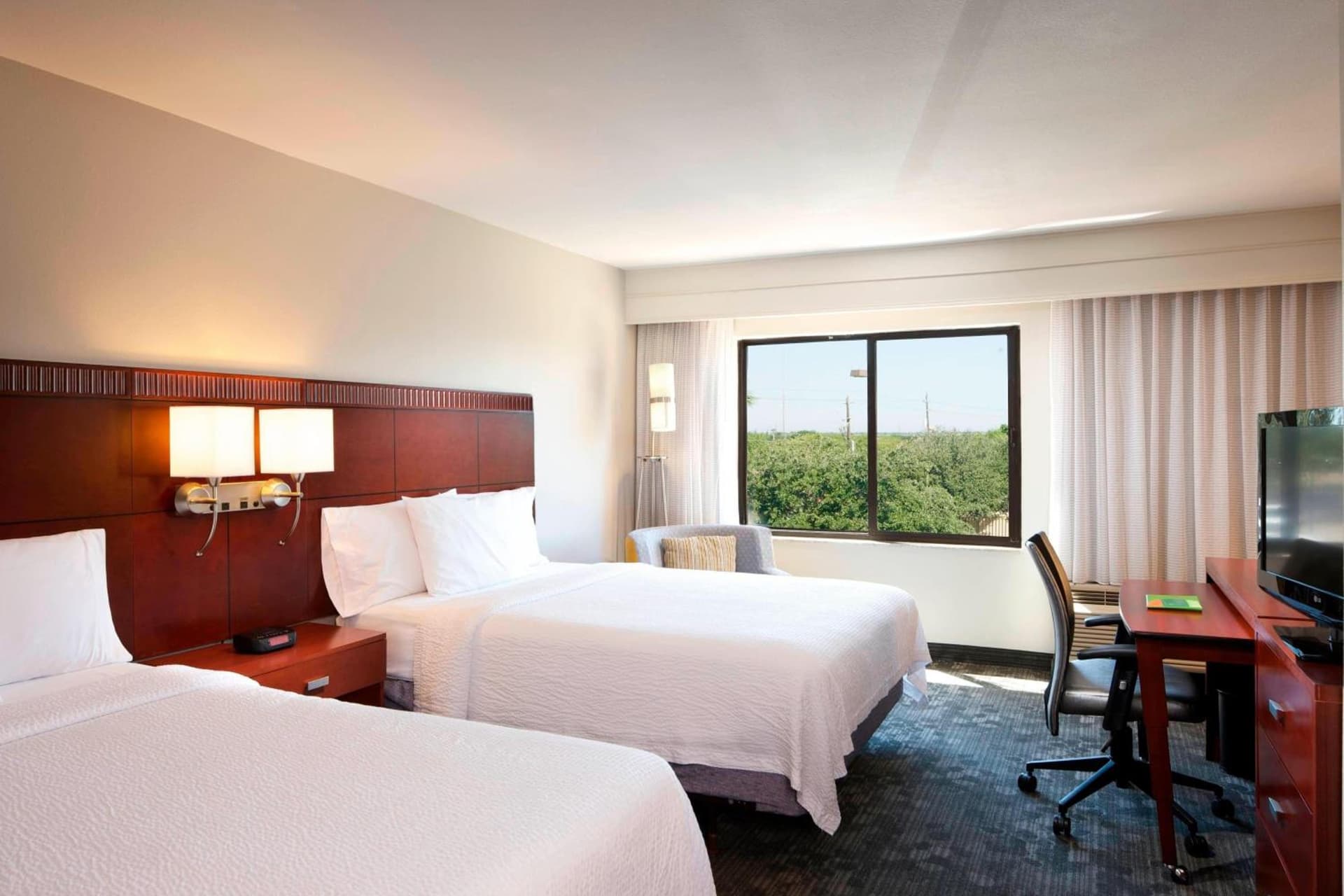 Courtyard by Marriott Brownsville gallery photo in Brownsville, TX — image 23