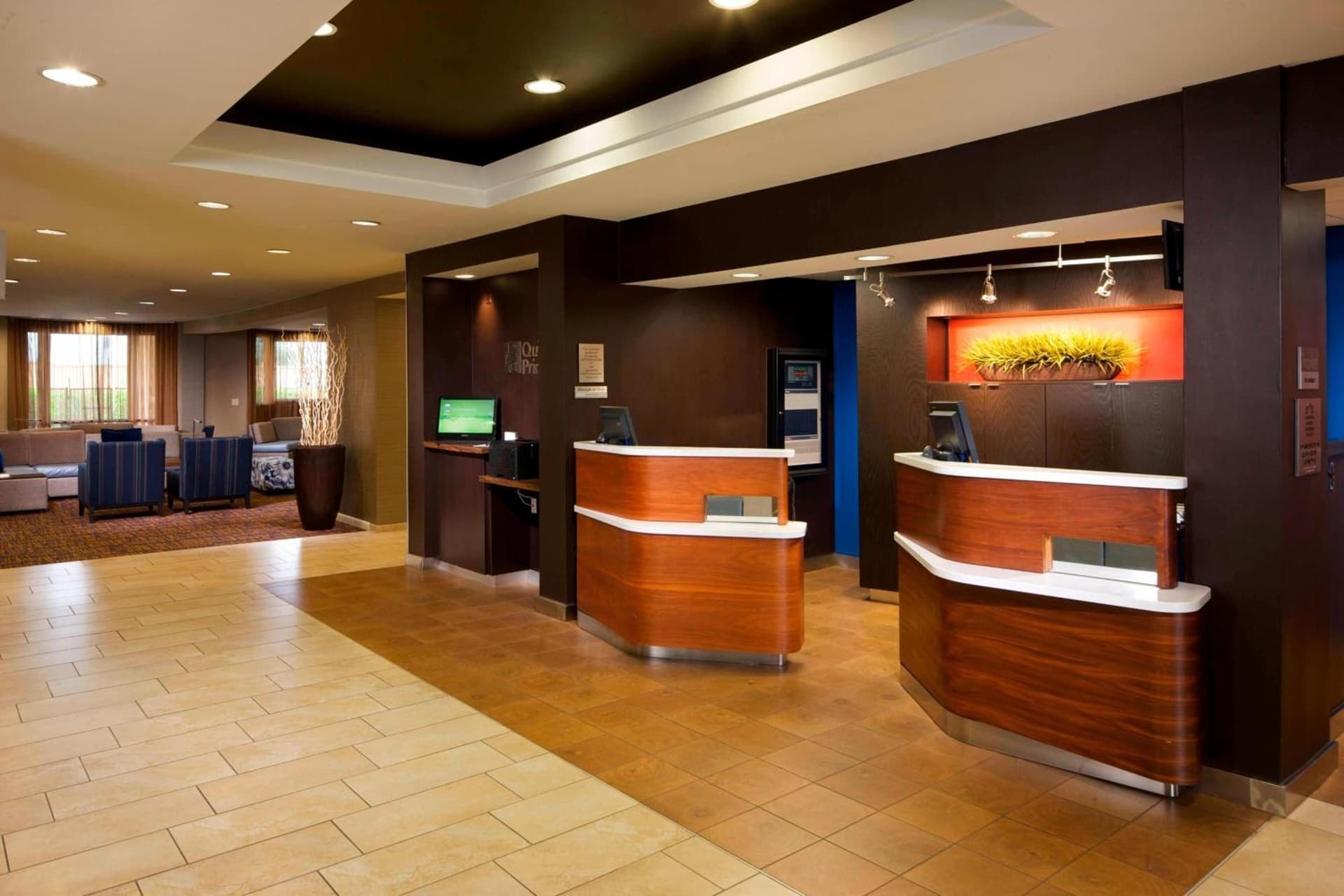 Courtyard by Marriott Brownsville interior in Brownsville, TX — gallery photo 2