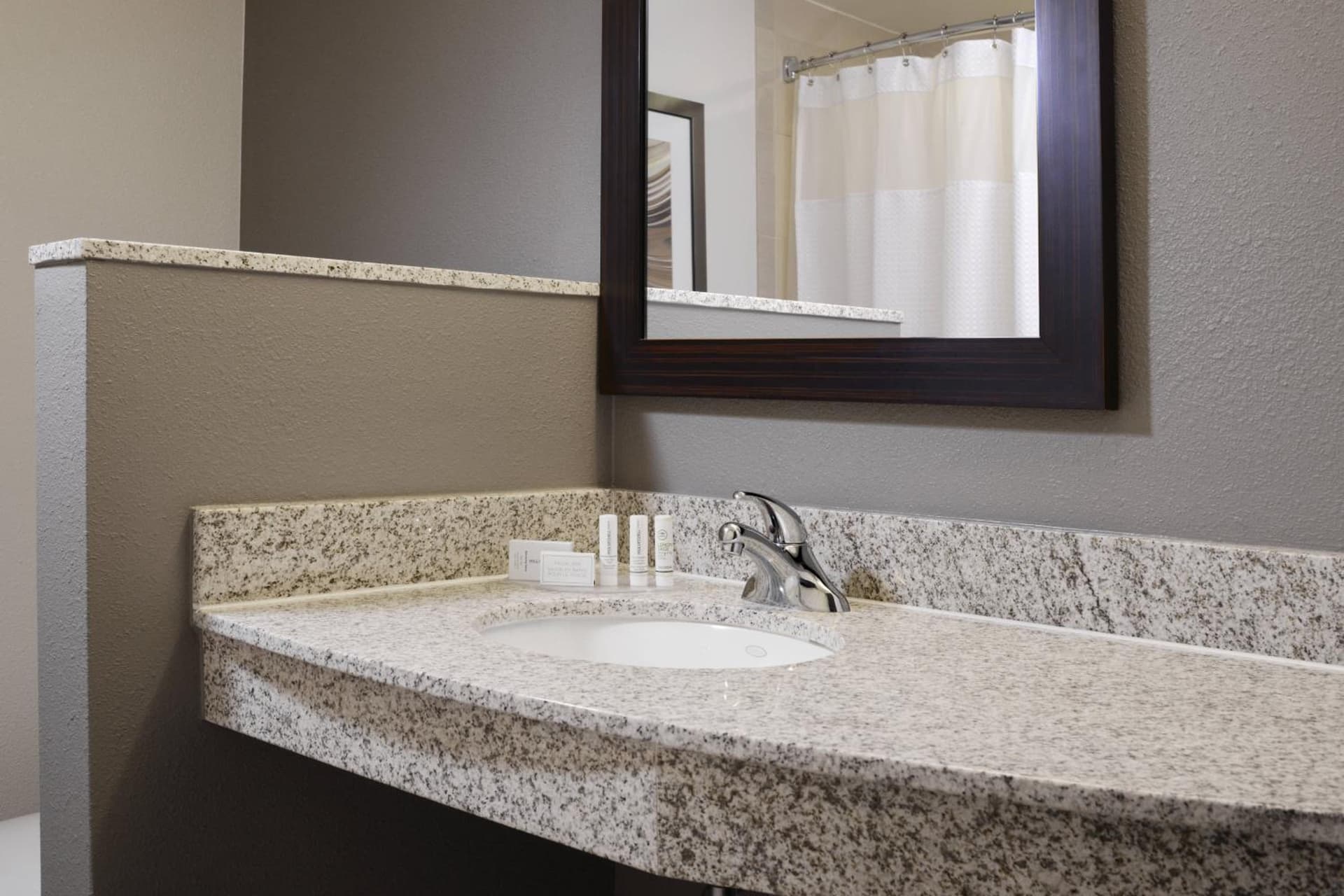 Courtyard Marriott Houston Pearland gallery photo in Pearland, TX — image 25