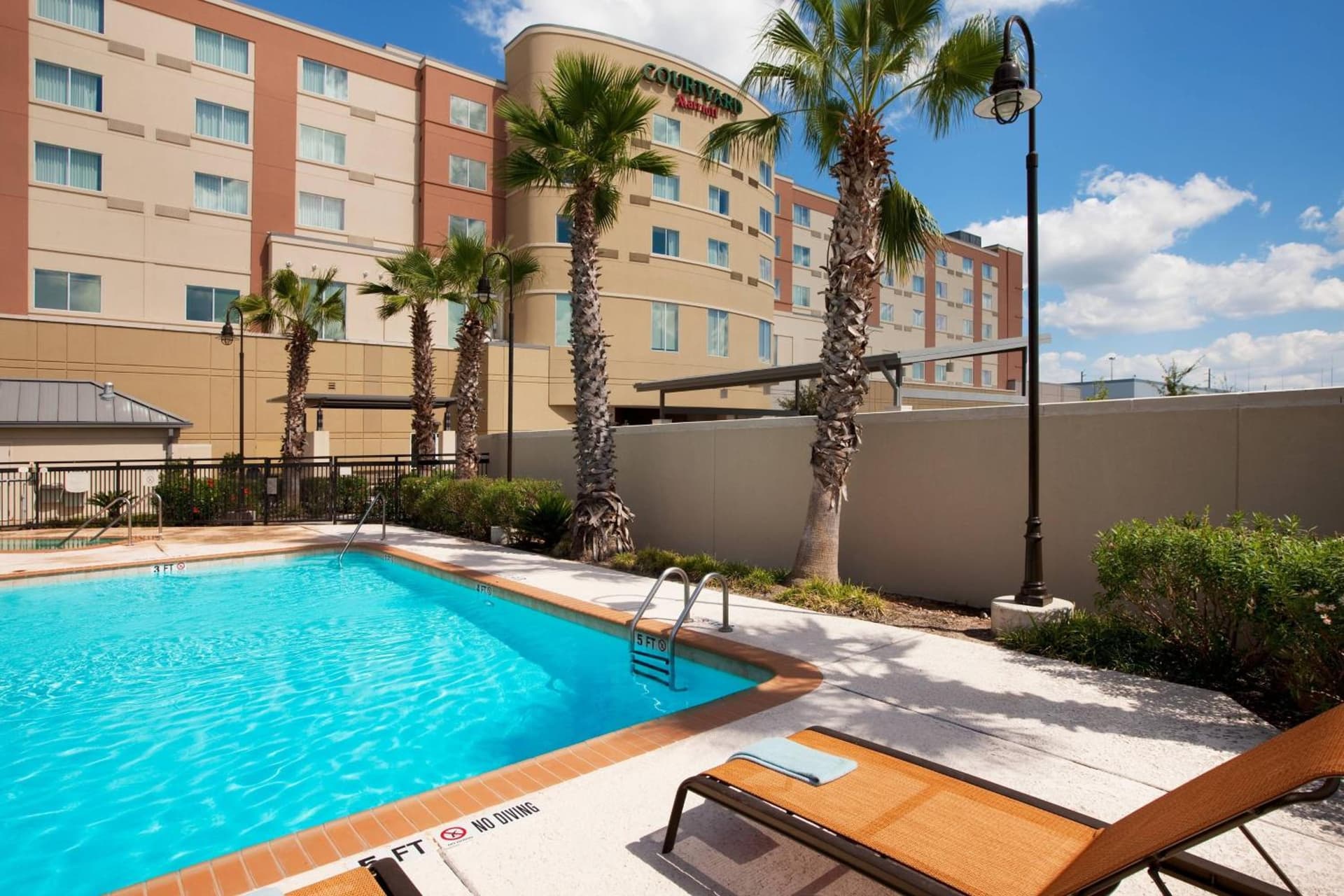 Courtyard Marriott Houston Pearland gallery photo in Pearland, TX — image 27