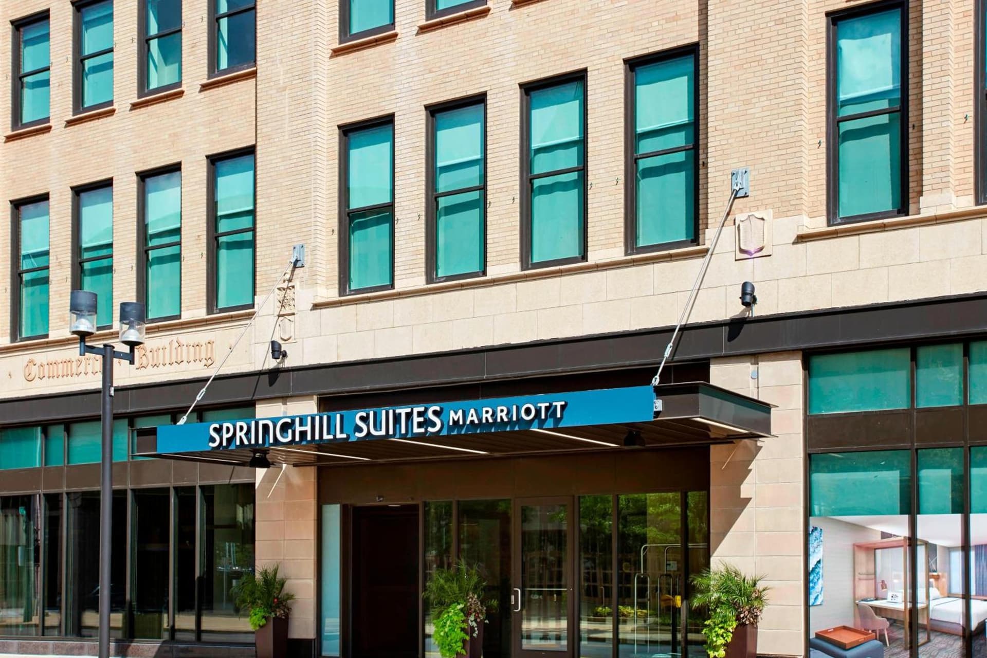 SpringHill Suites by Marriott Milwaukee Downtown gallery photo in Milwaukee, WI — image 21