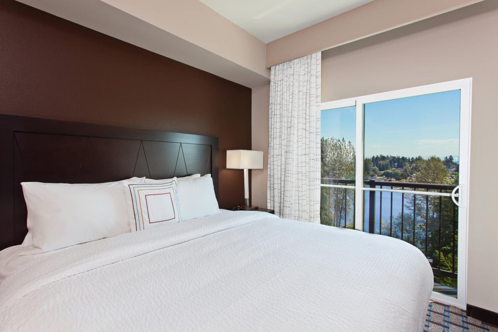 Residence Inn by Marriott Seattle Sea-Tac Airport gallery photo in SeaTac, WA — image 11