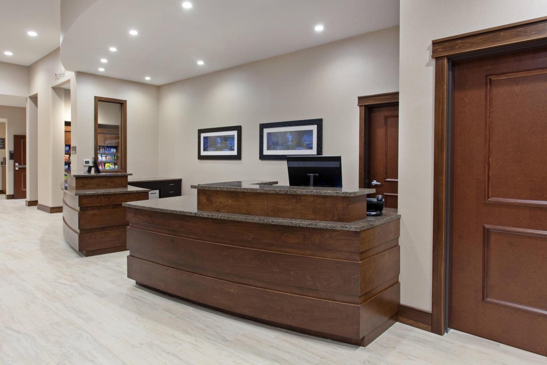 Residence Inn by Marriott Seattle Sea-Tac Airport interior in SeaTac, WA — gallery photo 2