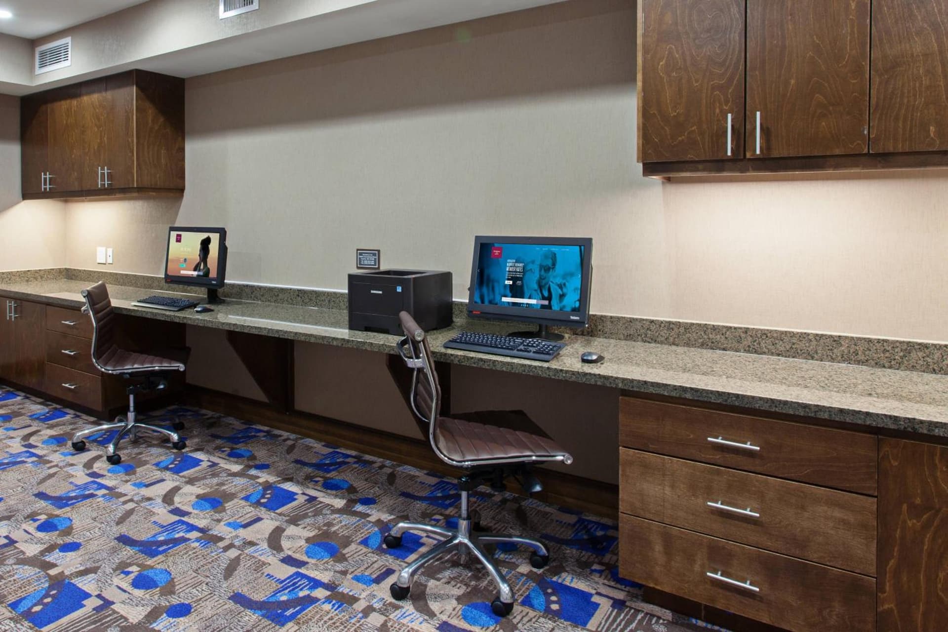 Residence Inn by Marriott Seattle Sea-Tac Airport interior in SeaTac, WA — gallery photo 2