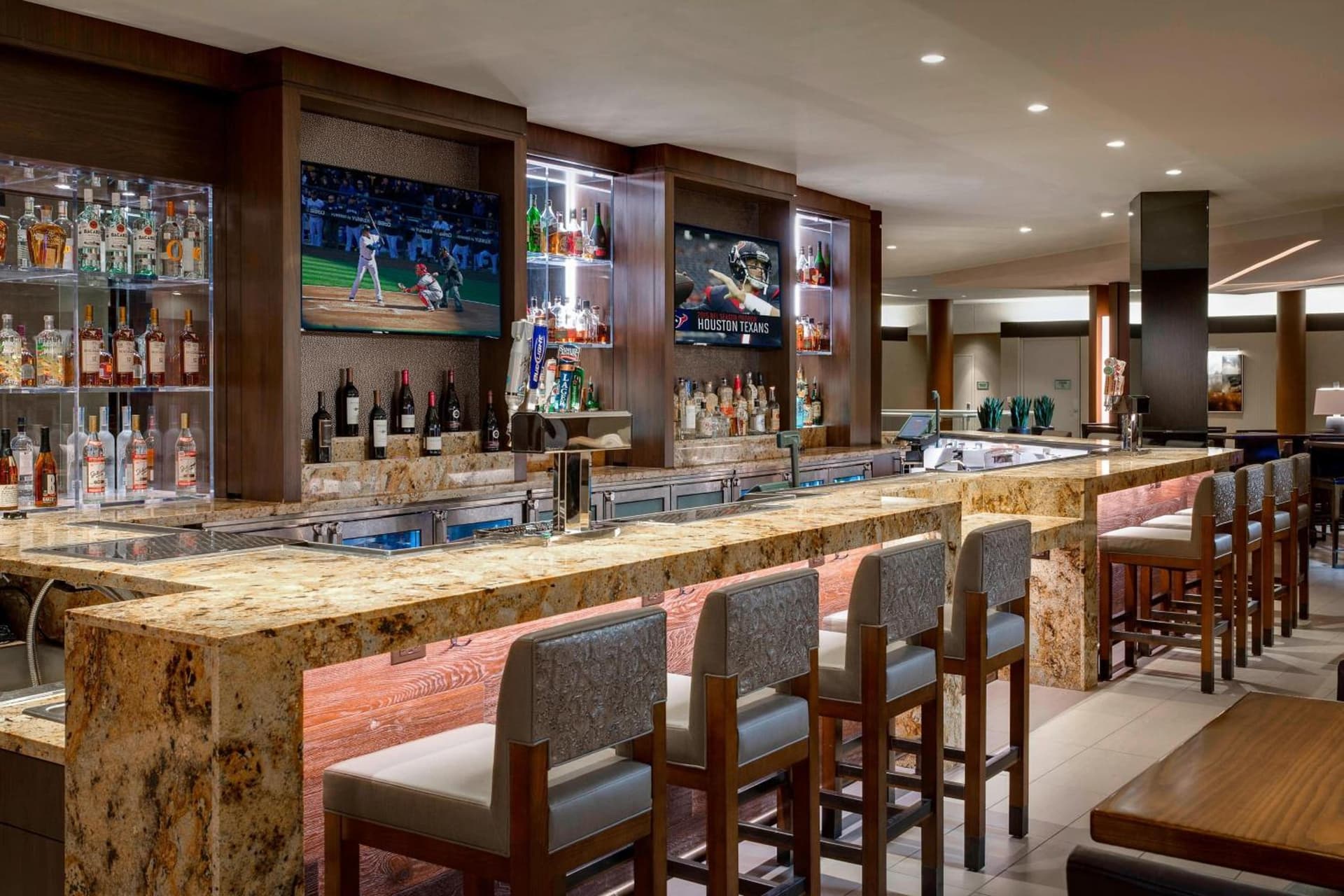 Houston Airport Marriott at George Bush Intercontinental gallery photo in Houston, TX — image 38