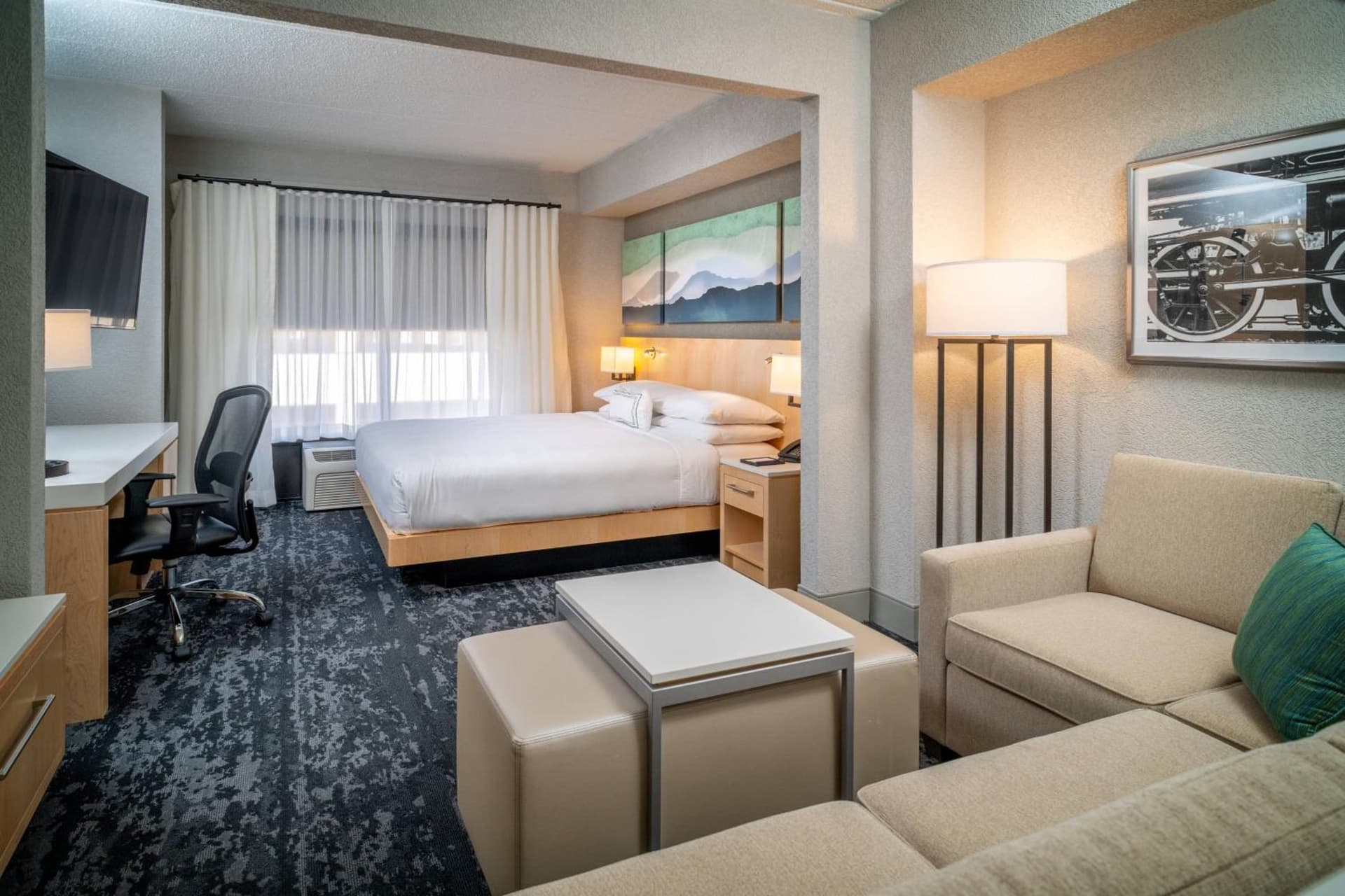 Delta Hotels by Marriott Huntington Downtown gallery photo in Huntington, WV — image 14