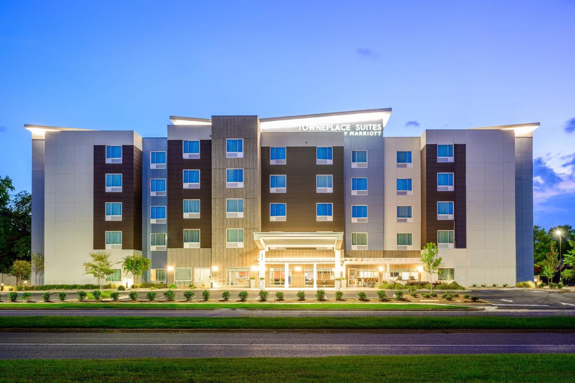 TownePlace Suites by Marriott Tuscaloosa interior in Tuscaloosa, AL — gallery photo 2