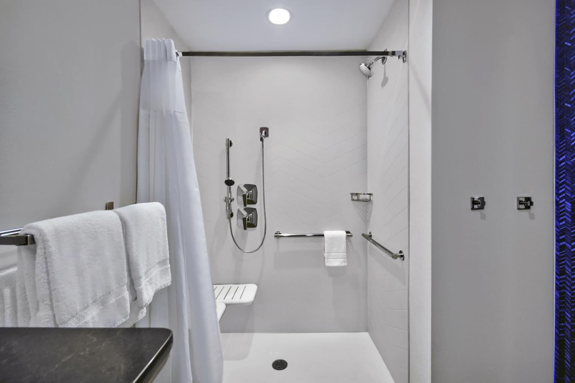 Fairfield by Marriott Inn & Suites Orlando at FLAMINGO CROSSINGS® Town Center gallery photo in Orlando, FL — image 32